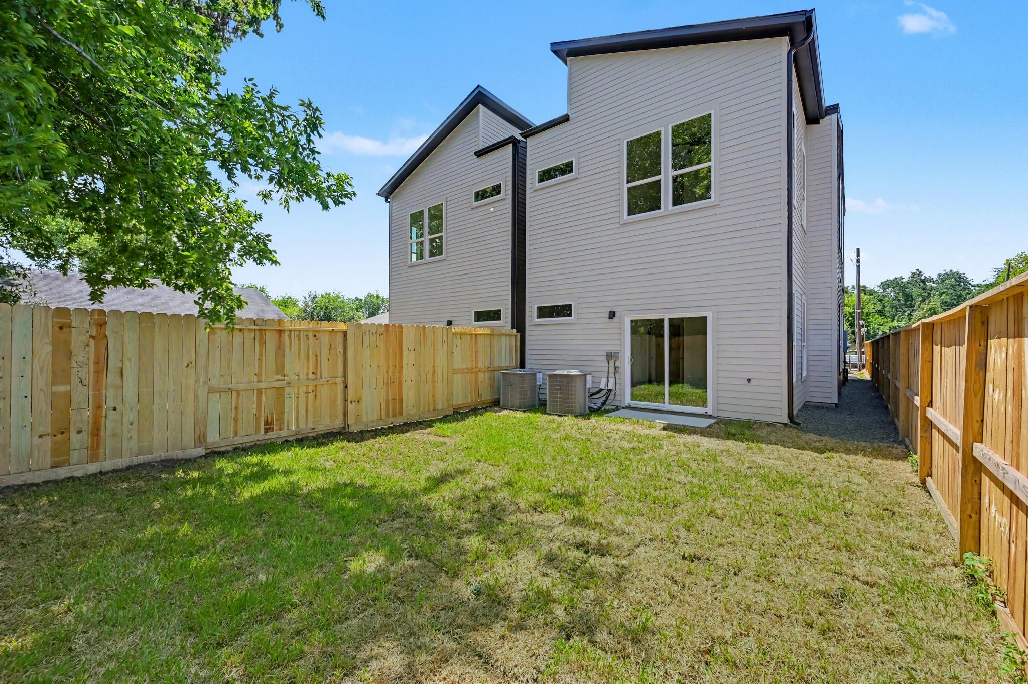 4413 Buck Street Unit: A/B