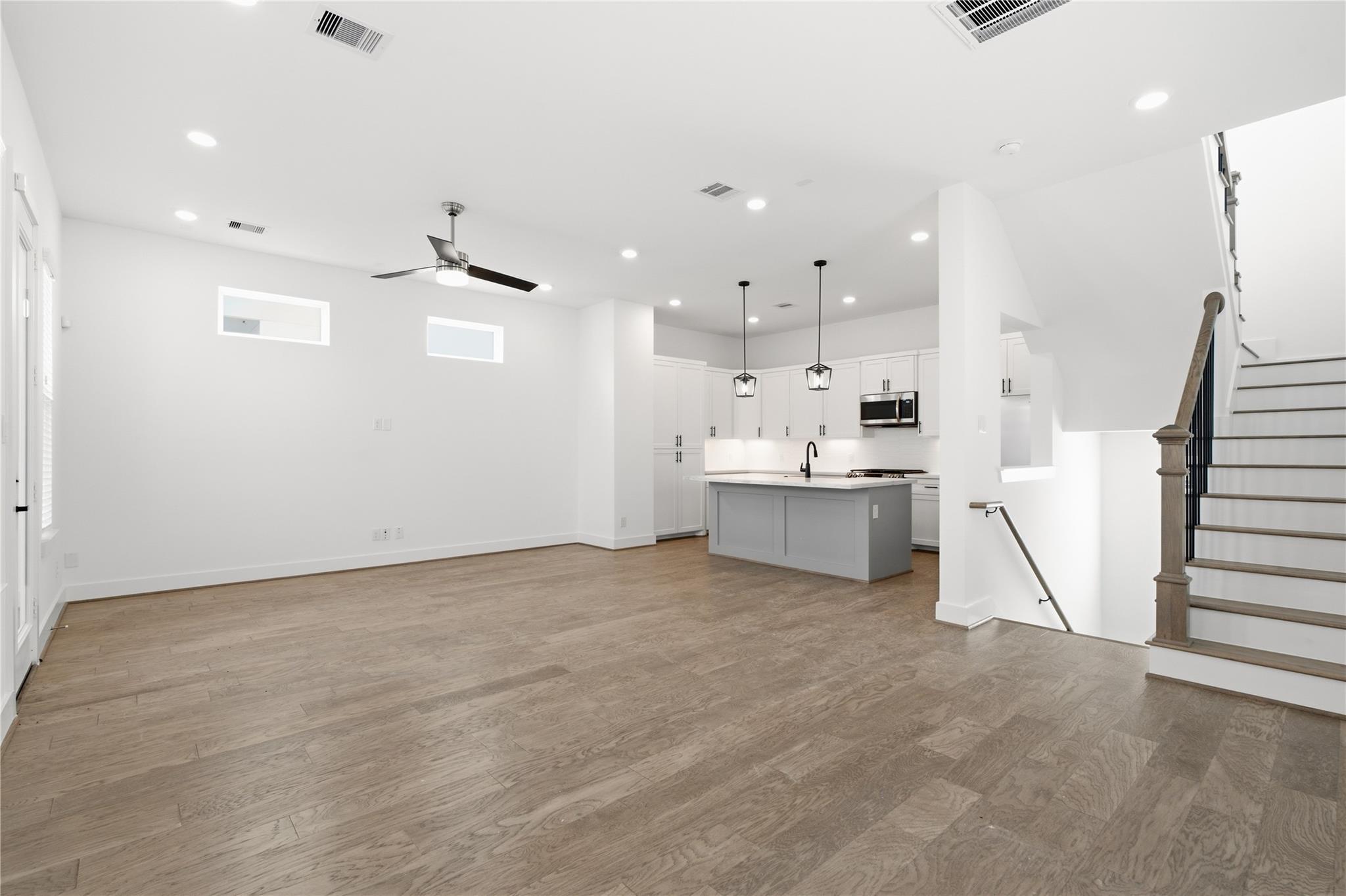 712 W Donovan Street # C