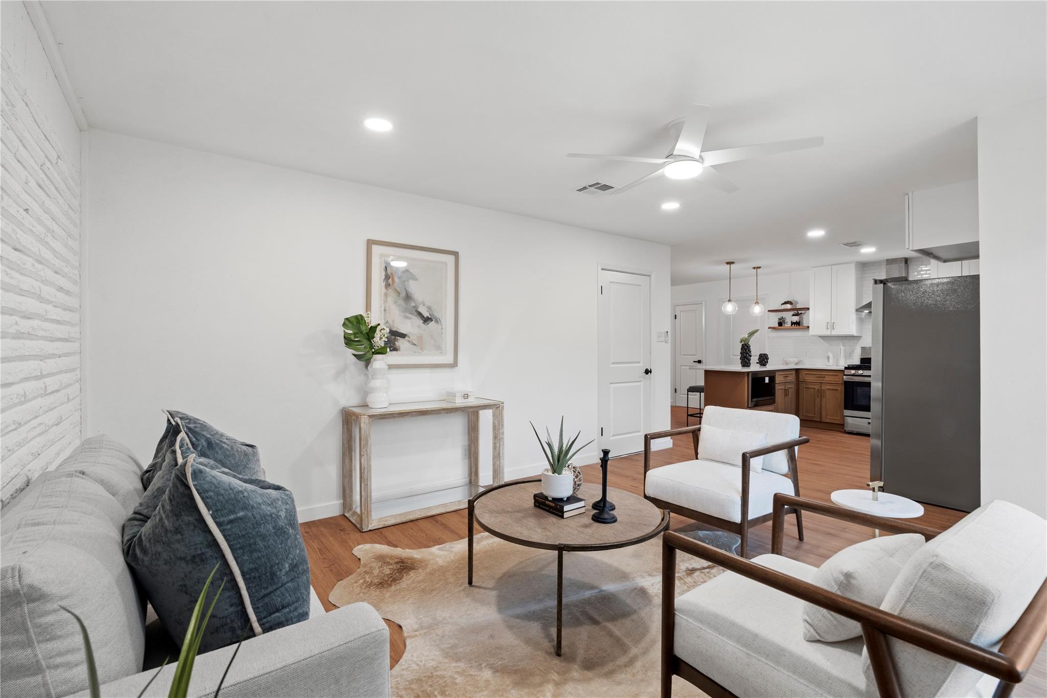 5023 Redstart Street