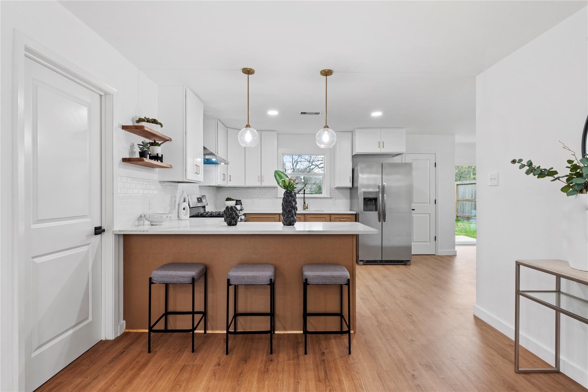 5023 Redstart Street