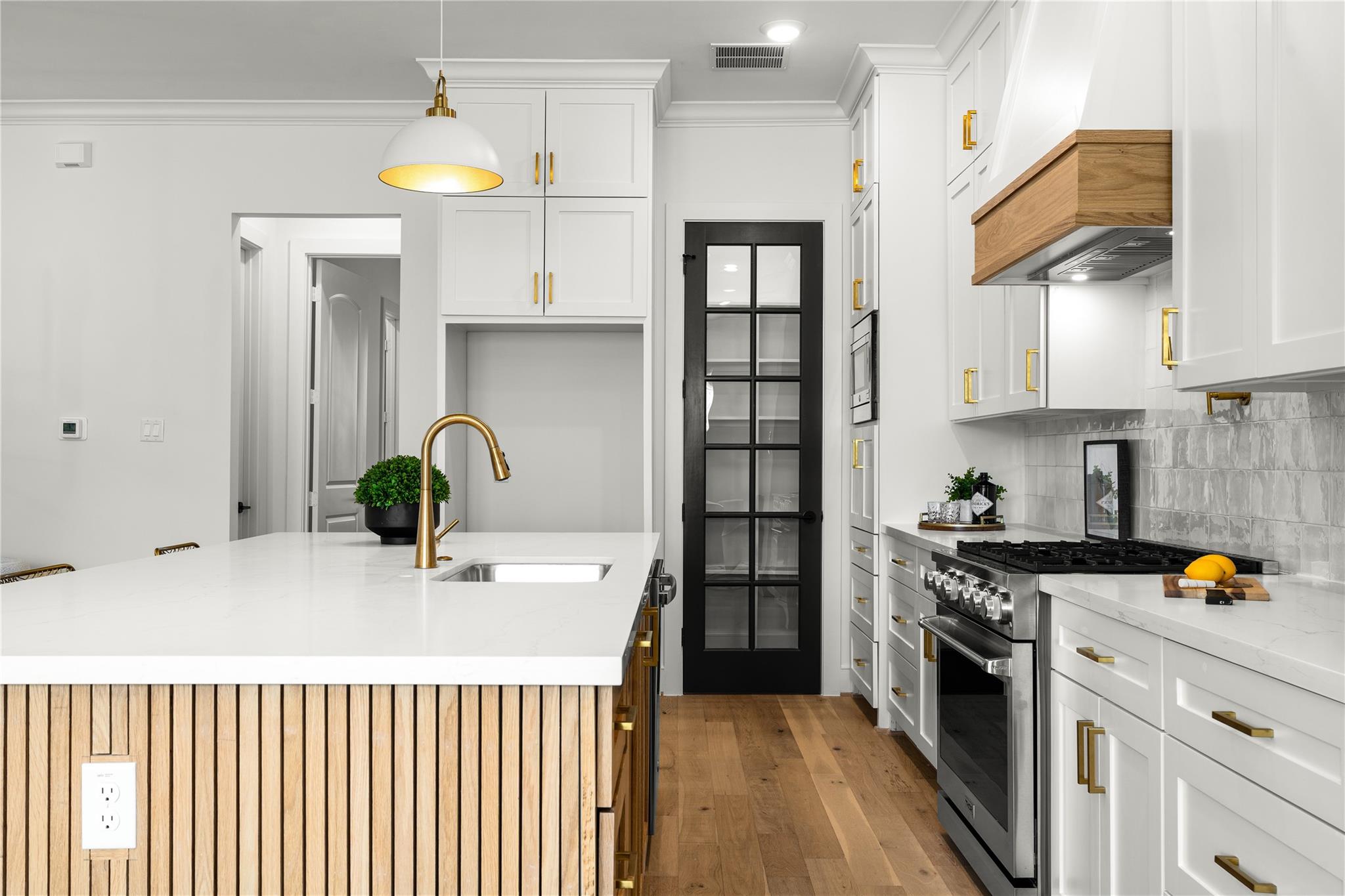 1614 Ojeman Road Unit: E