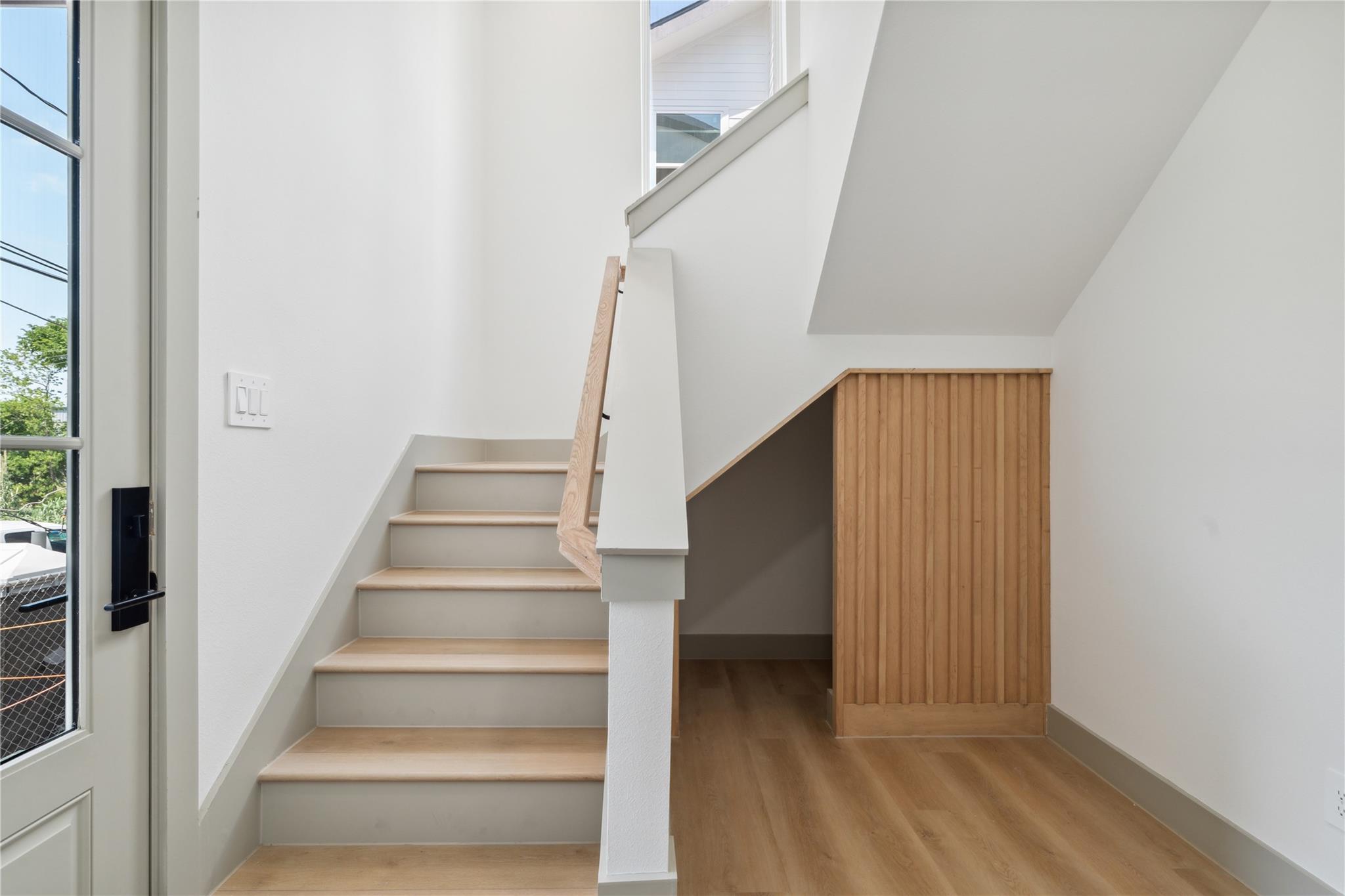 2943 Delafield Street