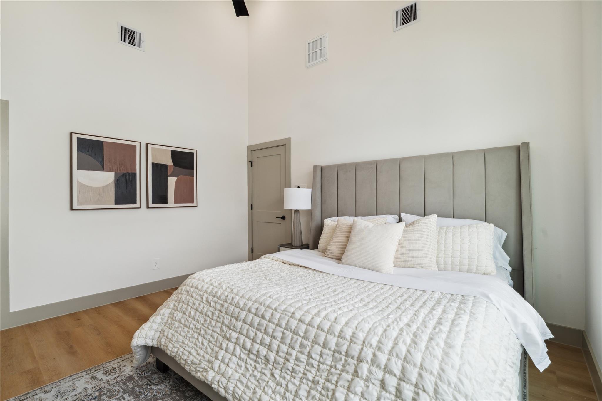 2943 Delafield Street