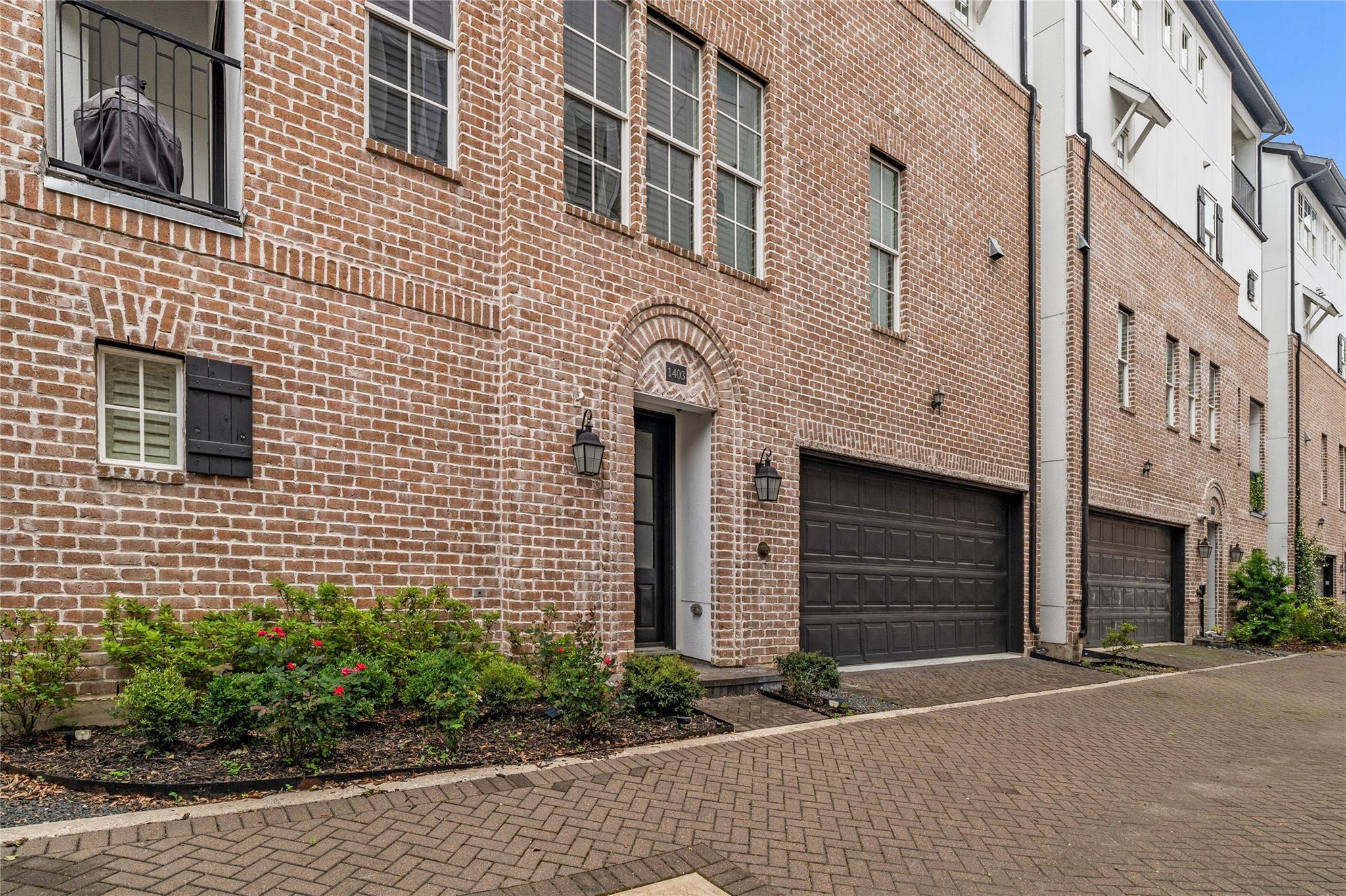 1403 Isabella Street