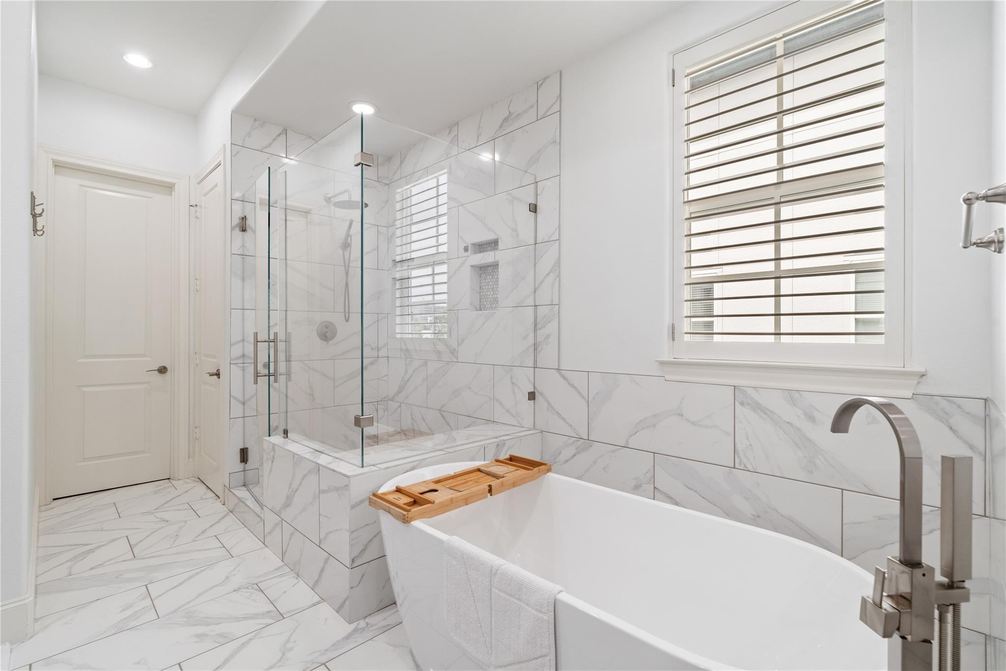 1403 Isabella Street