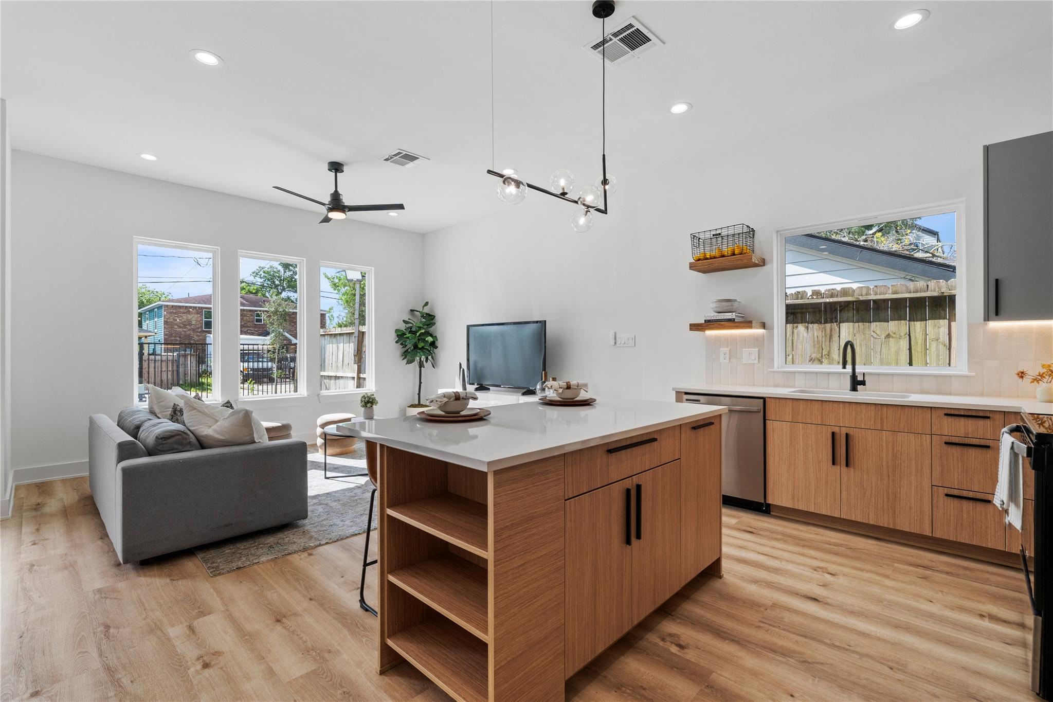 6624 Saint Augustine