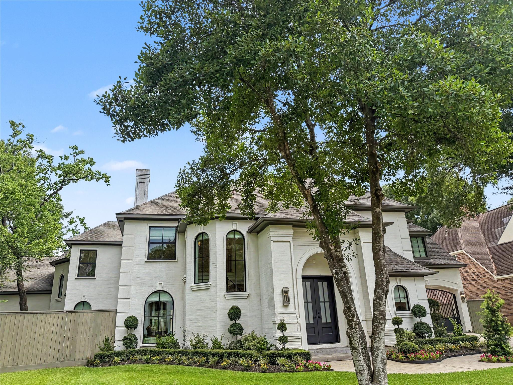 25 Woodsborough Circle