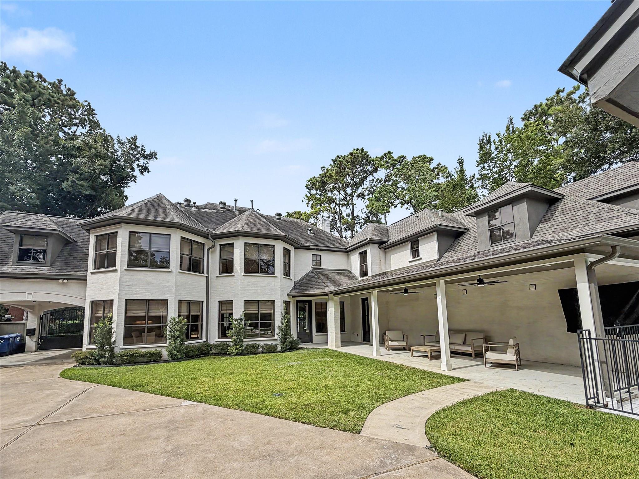 25 Woodsborough Circle