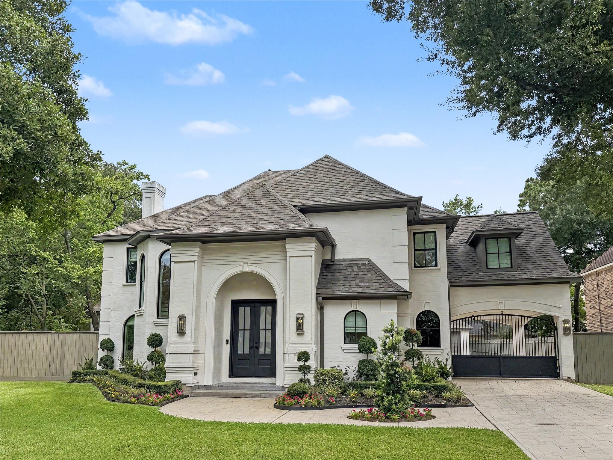 25 Woodsborough Circle