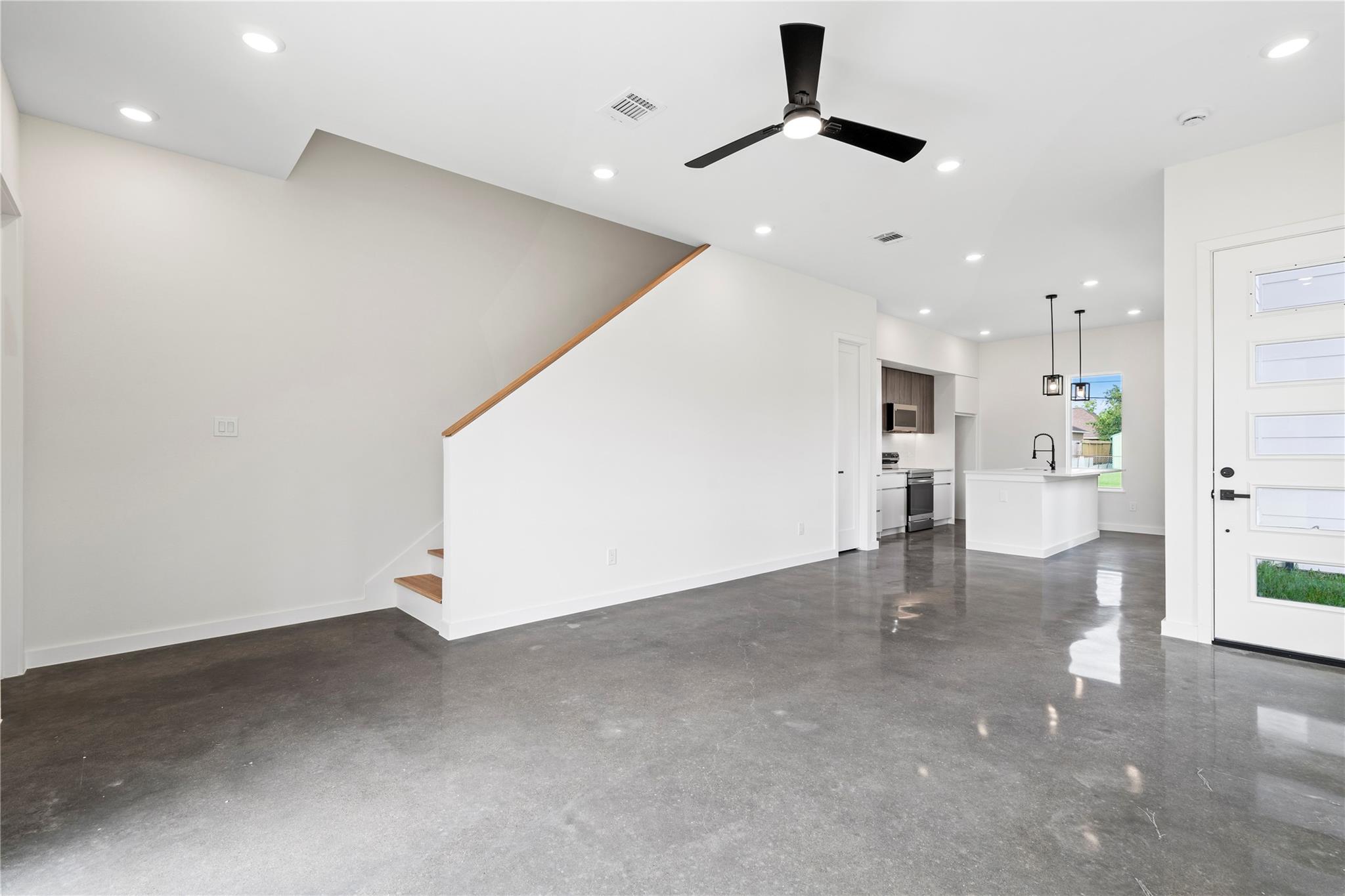 8022 Colonial Lane # A