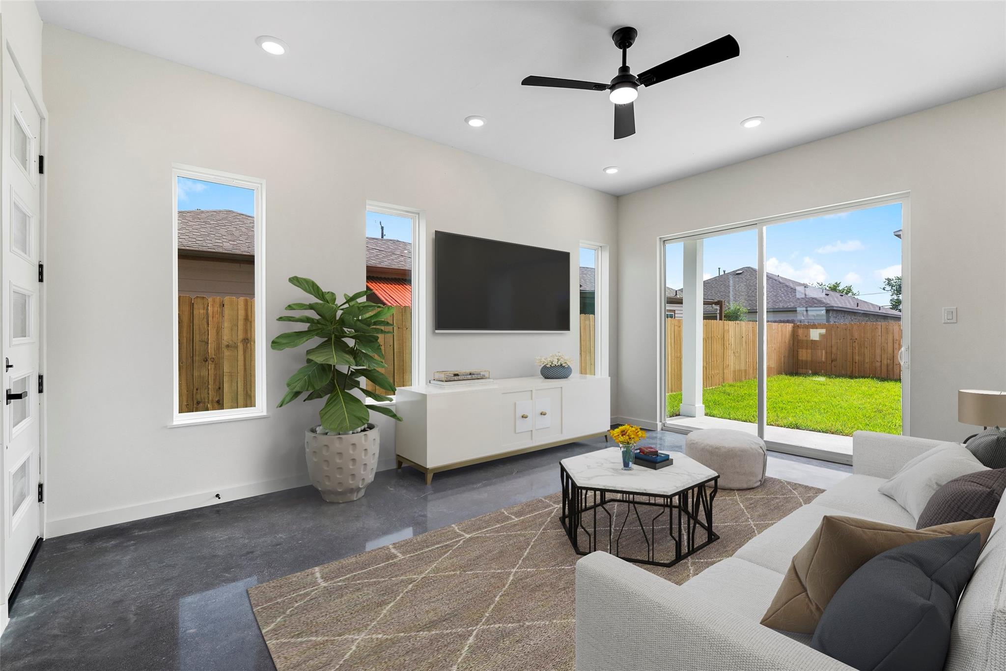 8022 Colonial Lane # B