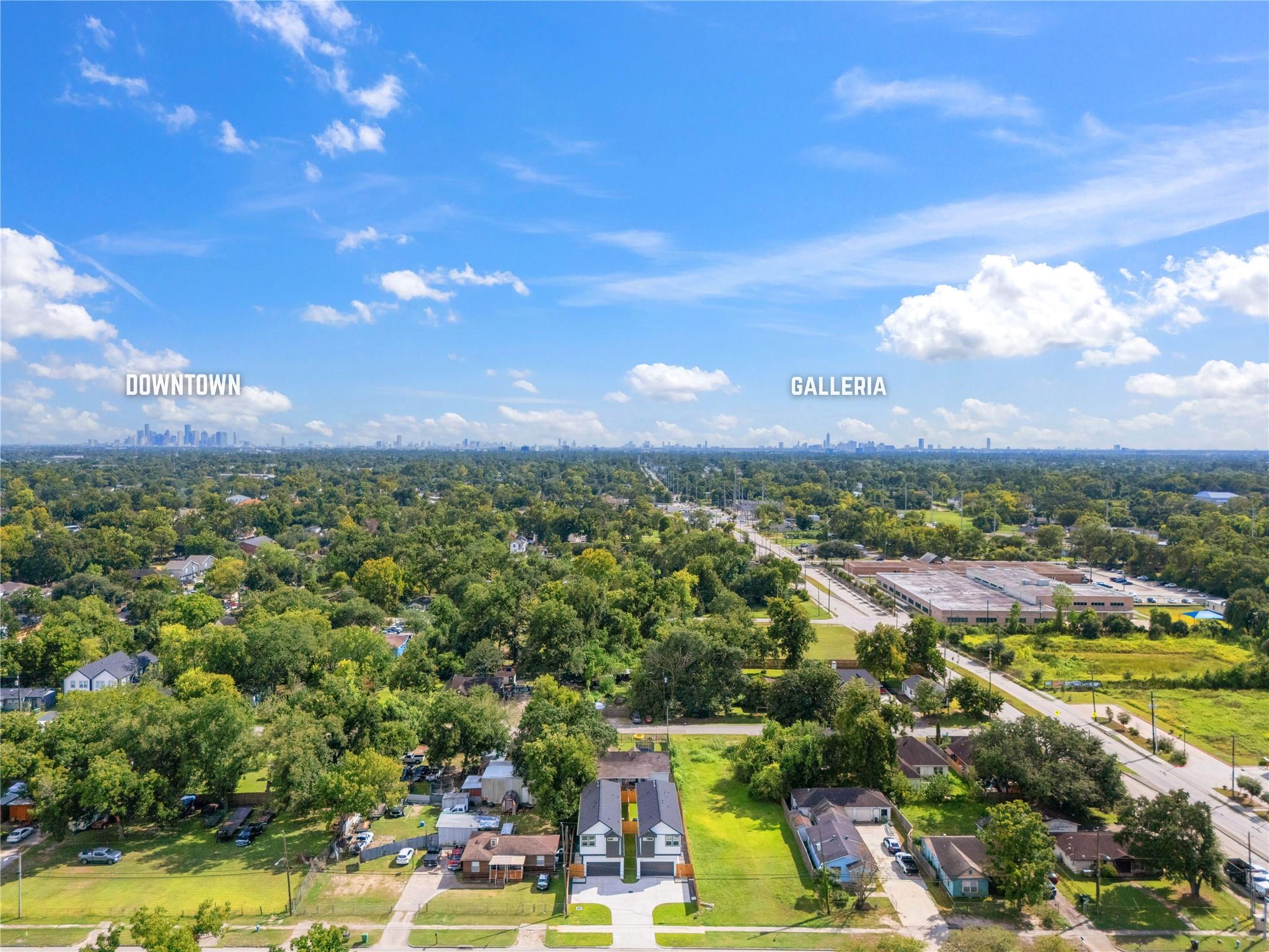 1033 S Victory Drive