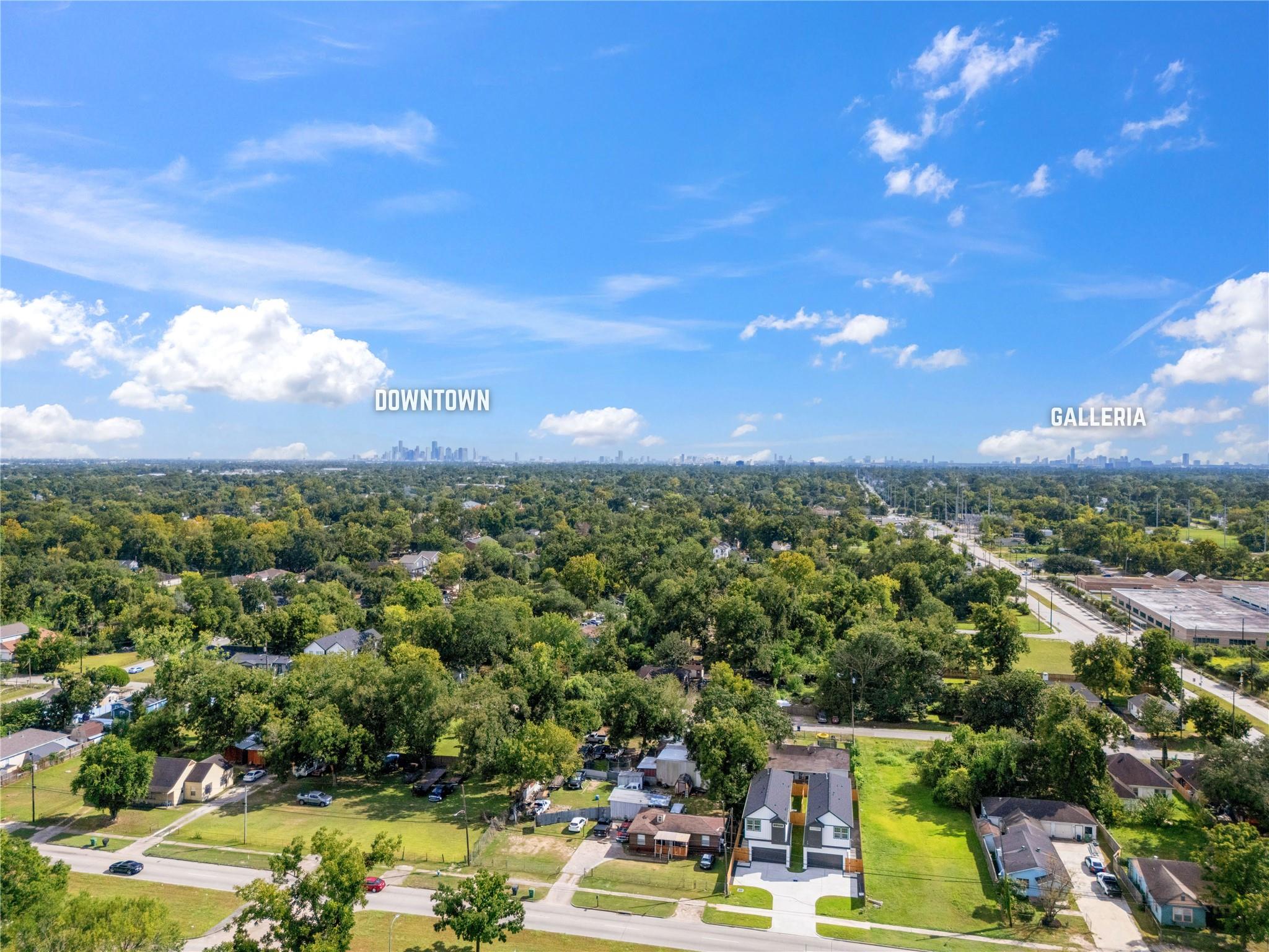 1033 S Victory Drive