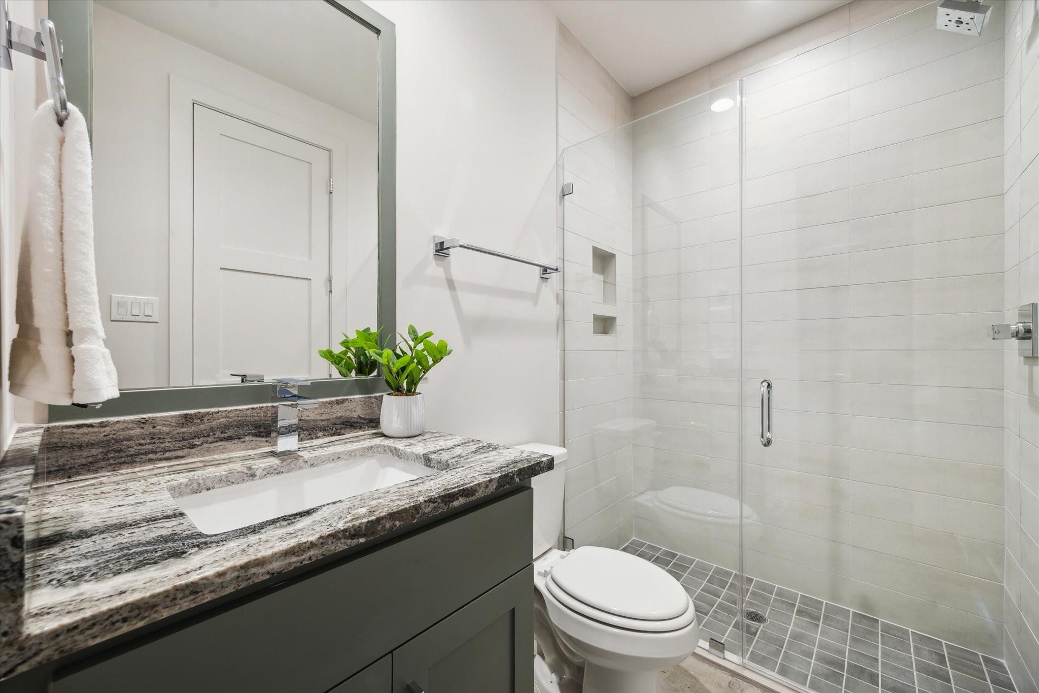 2121 Emancipation Avenue