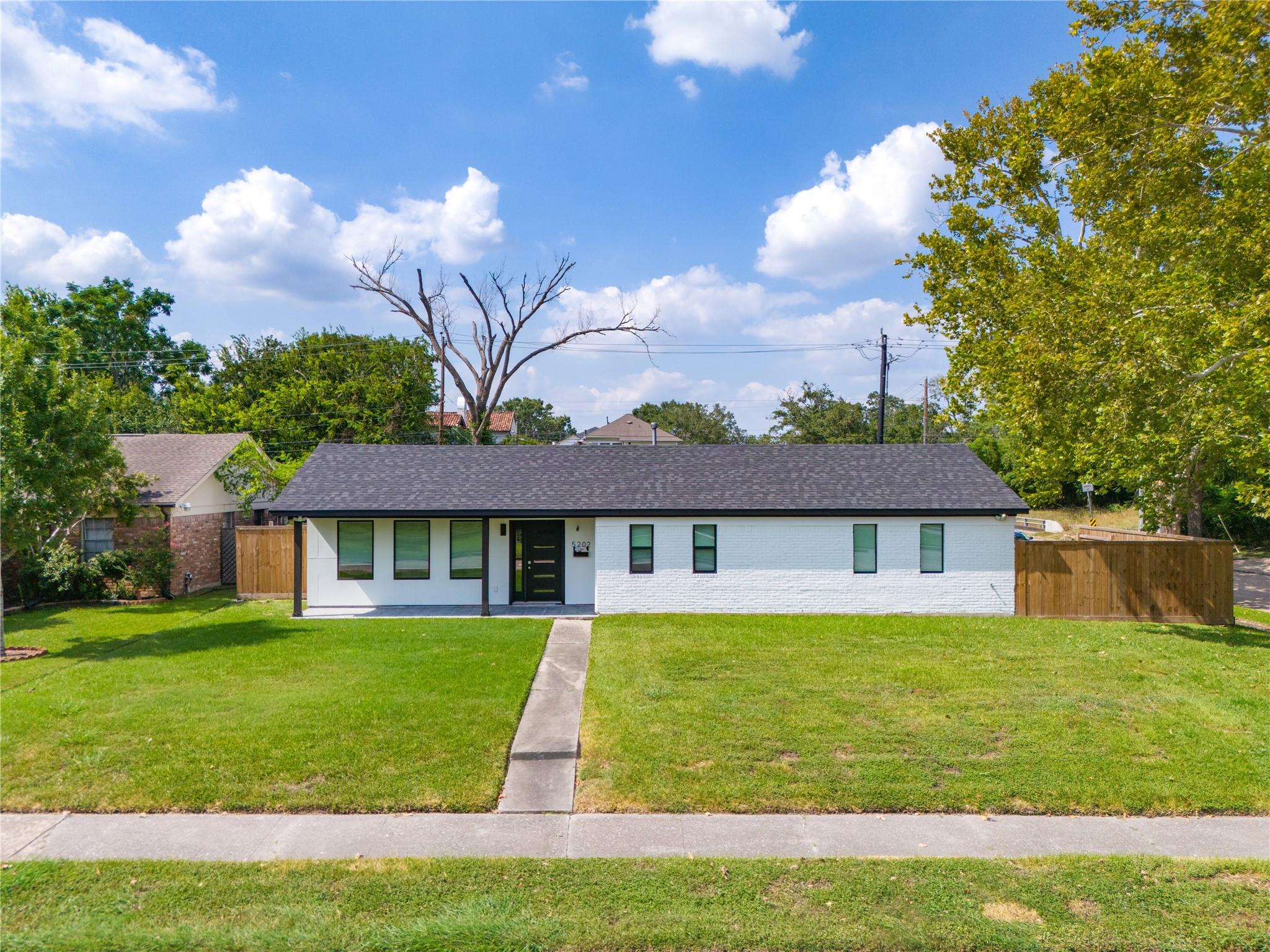 5202 Beechnut Street