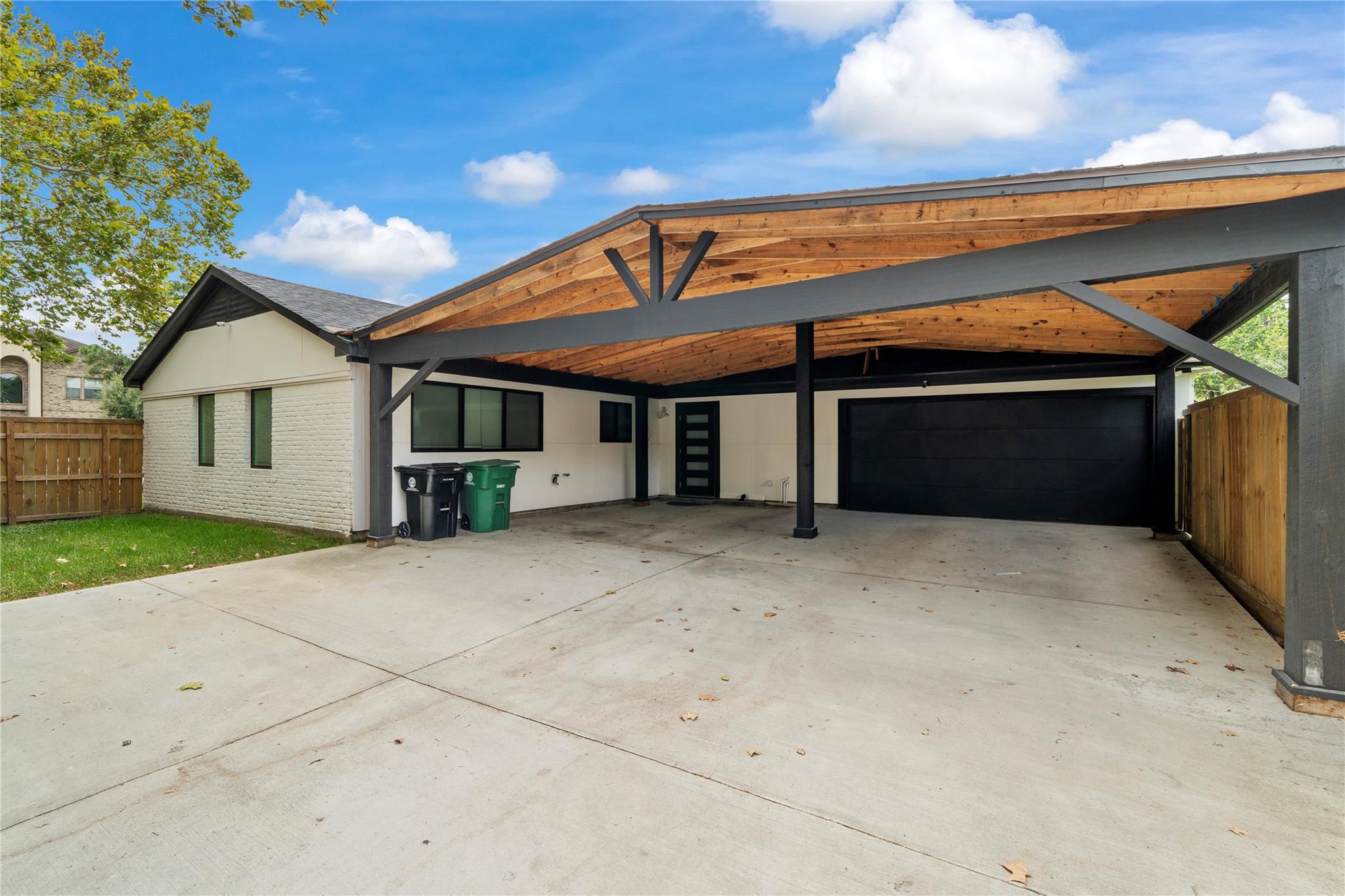 5202 Beechnut Street