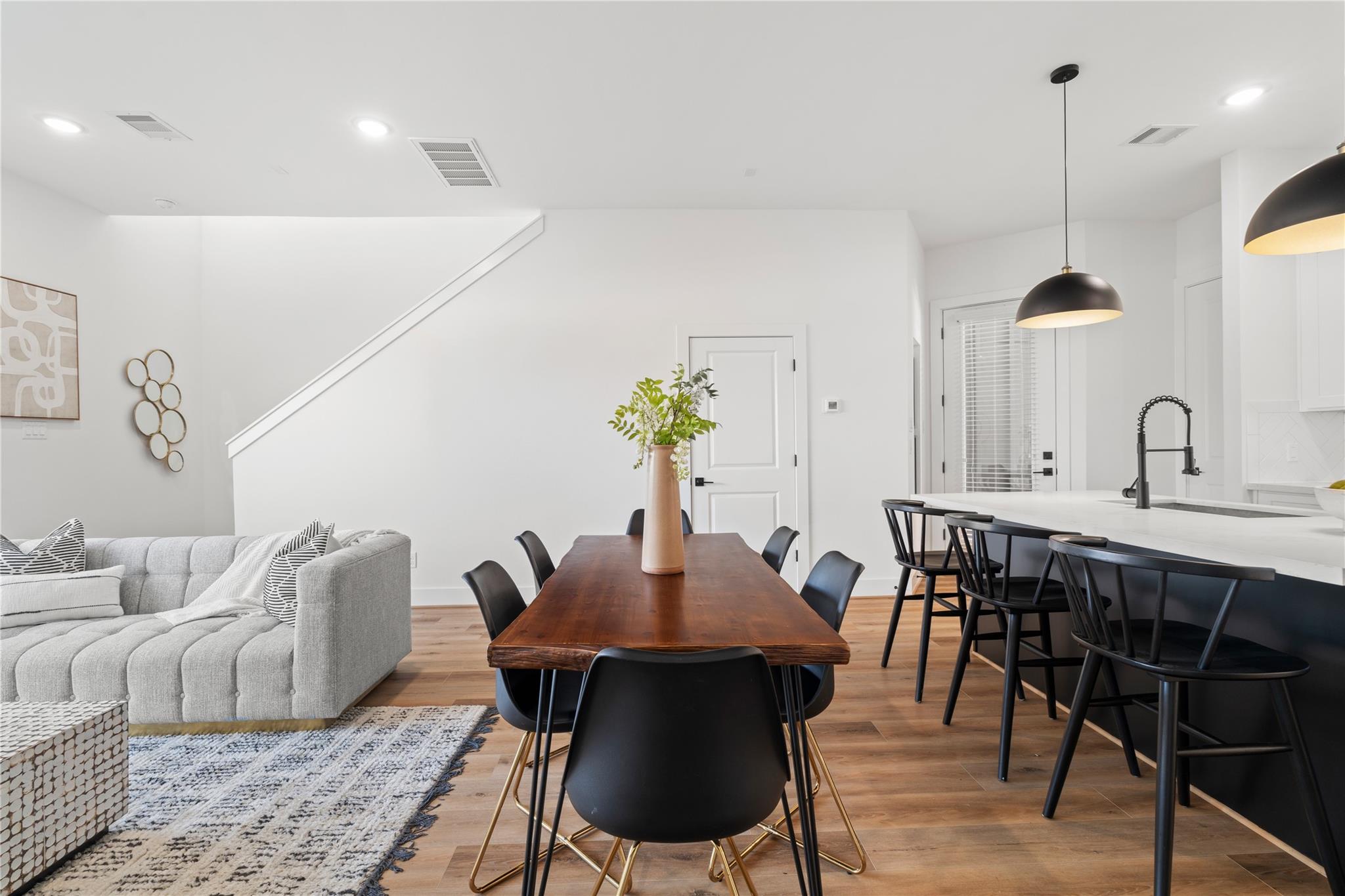 1021 Upside Wheatley