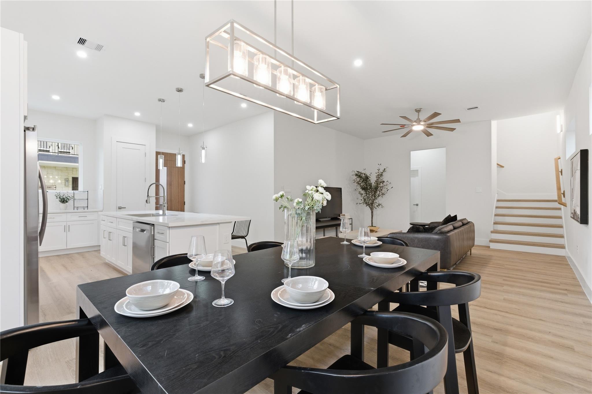 1420 W 34th 1/2 Street
