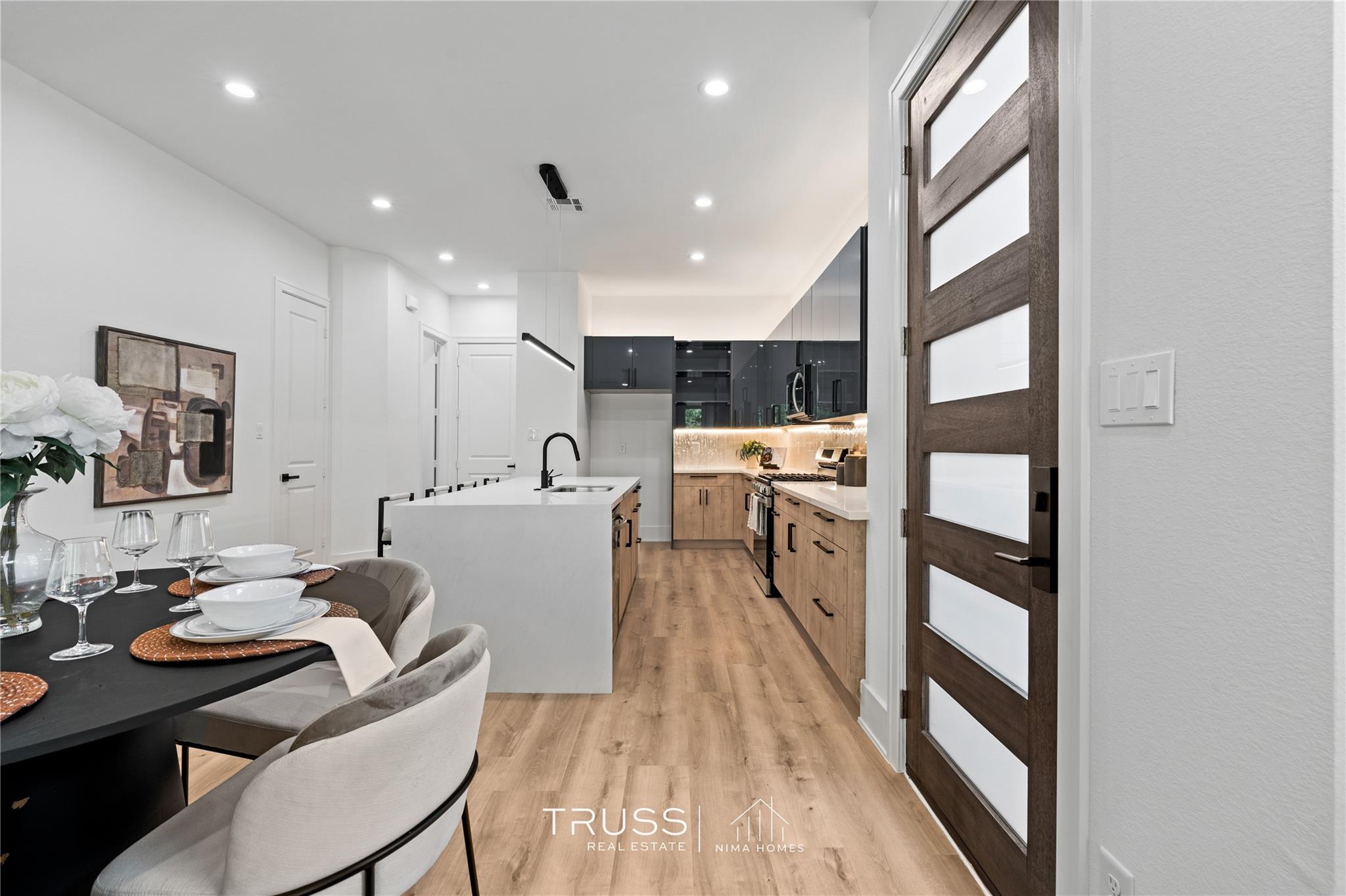 6117 Grace Lane