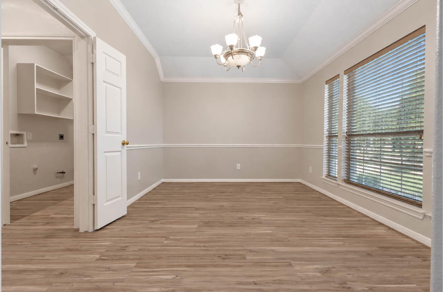 3207 Hickory Knoll Drive
