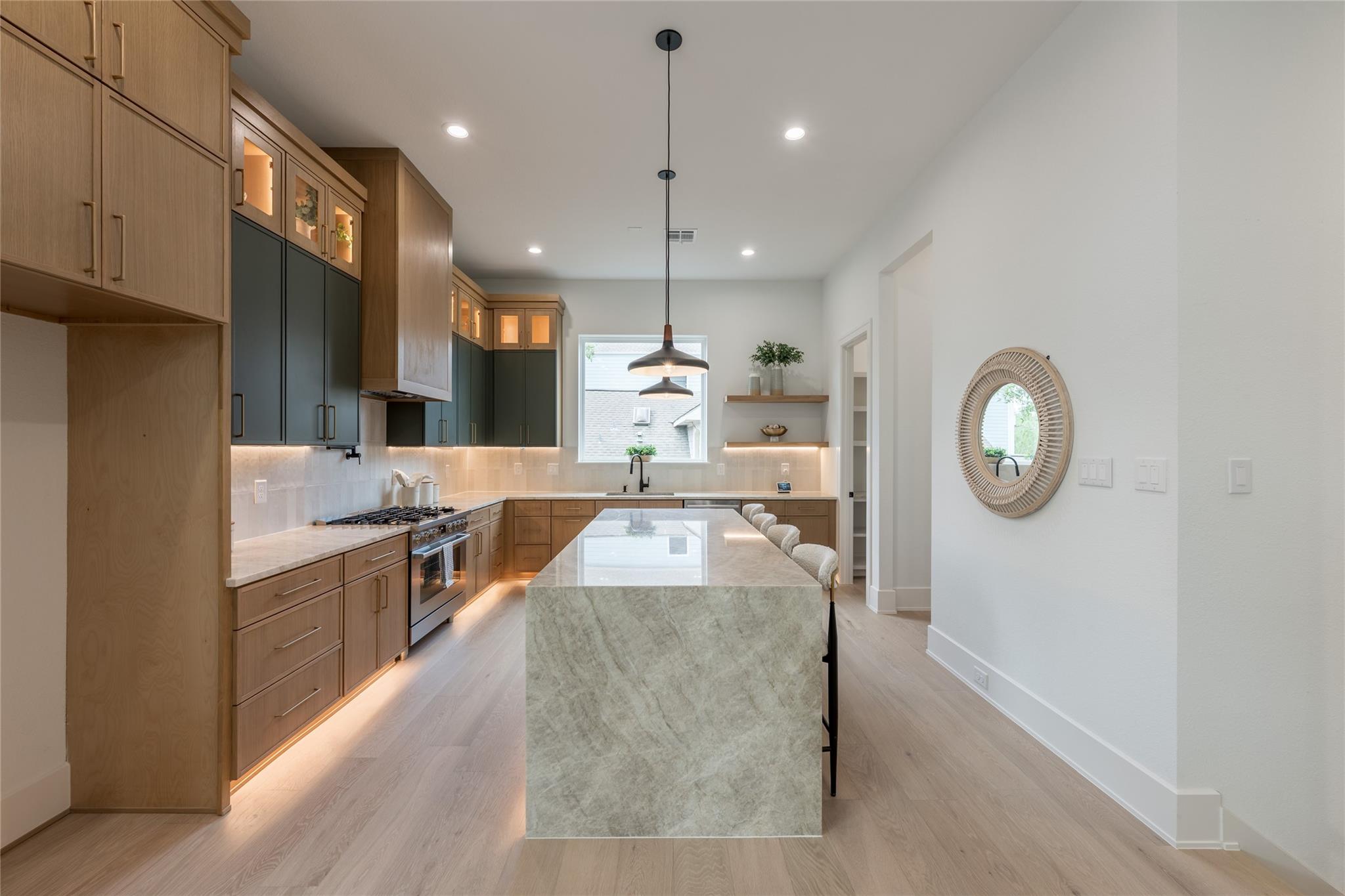 2013 Sheldon Street # B