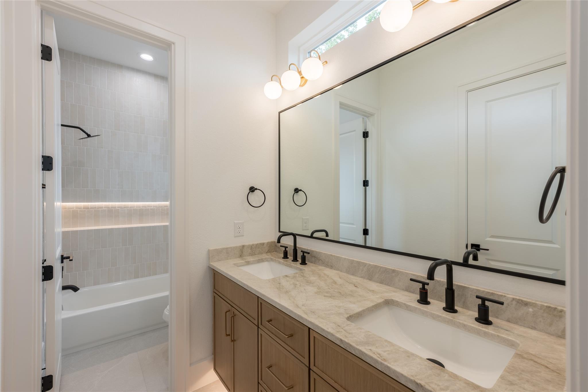 2013 Sheldon Street # B