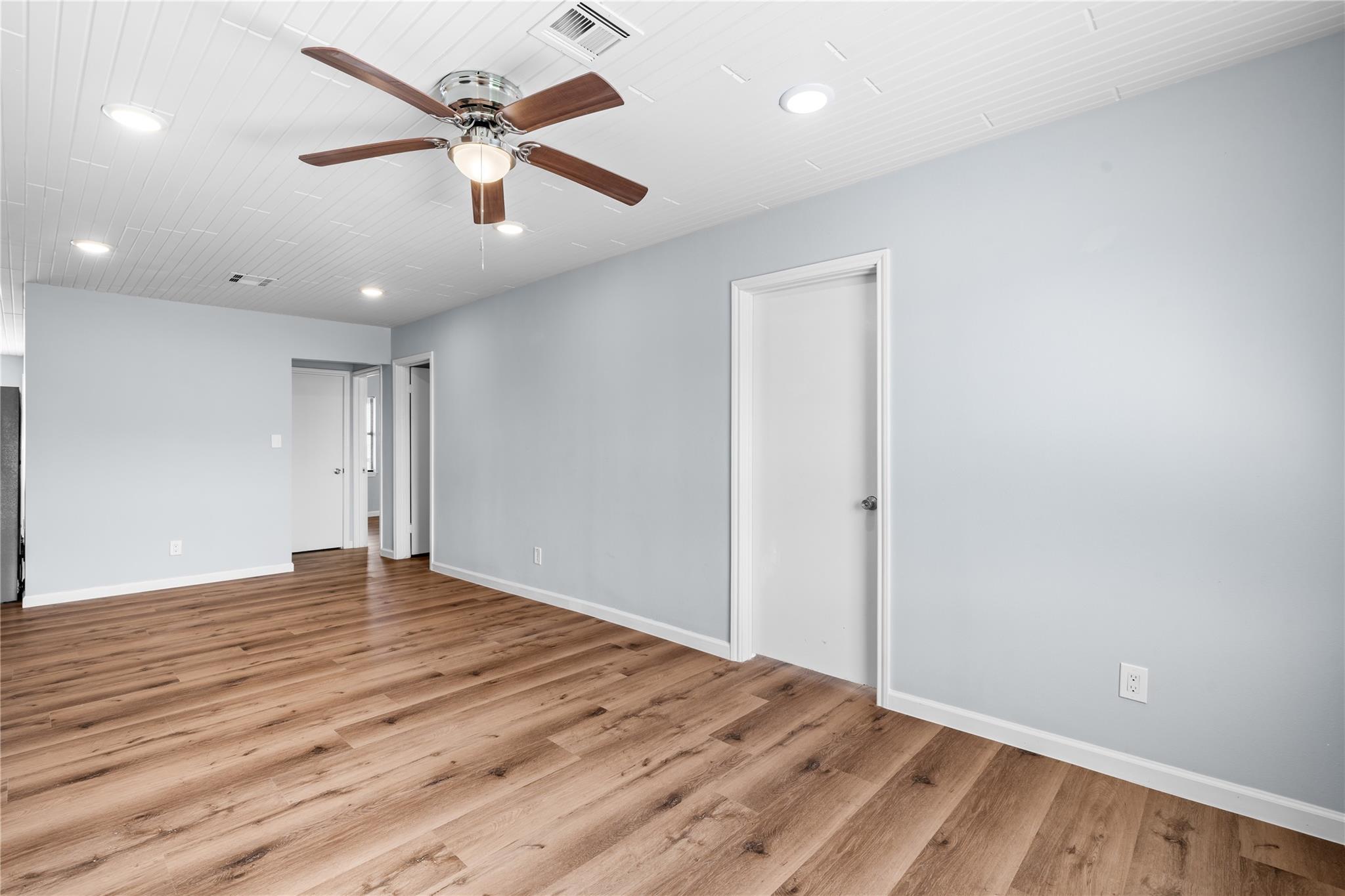 645 3rd Street