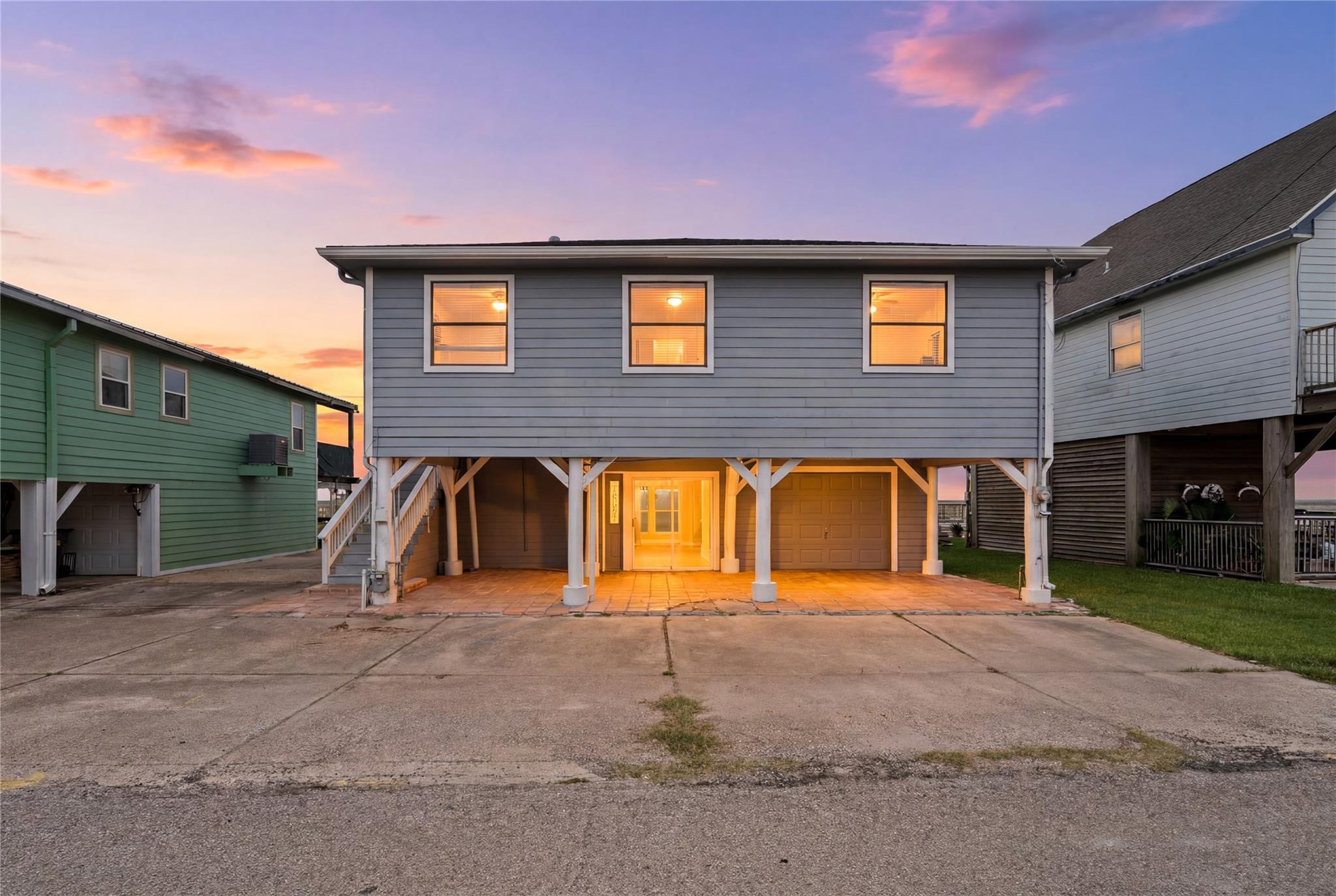 645 3rd Street