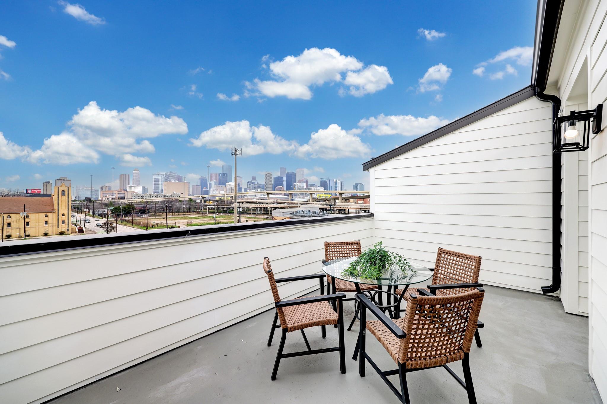 2105 Emancipation Avenue