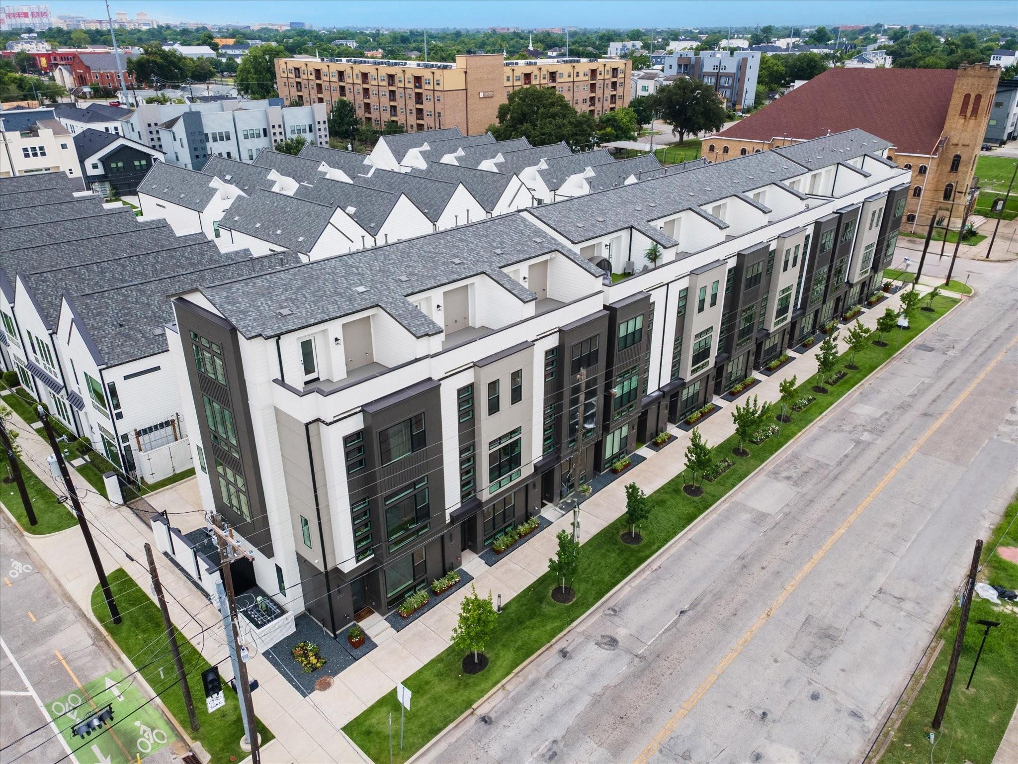 2105 Emancipation Avenue