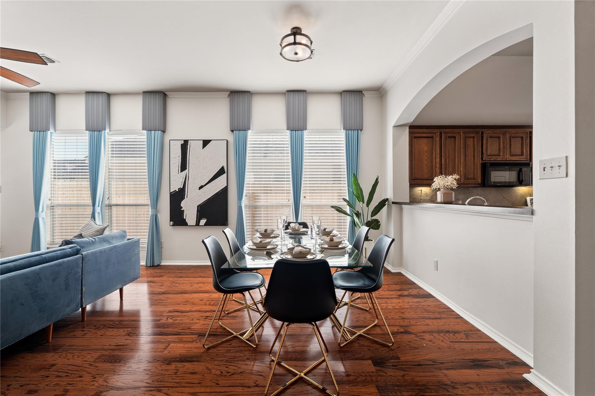 4323 Sunlit Pass Loop