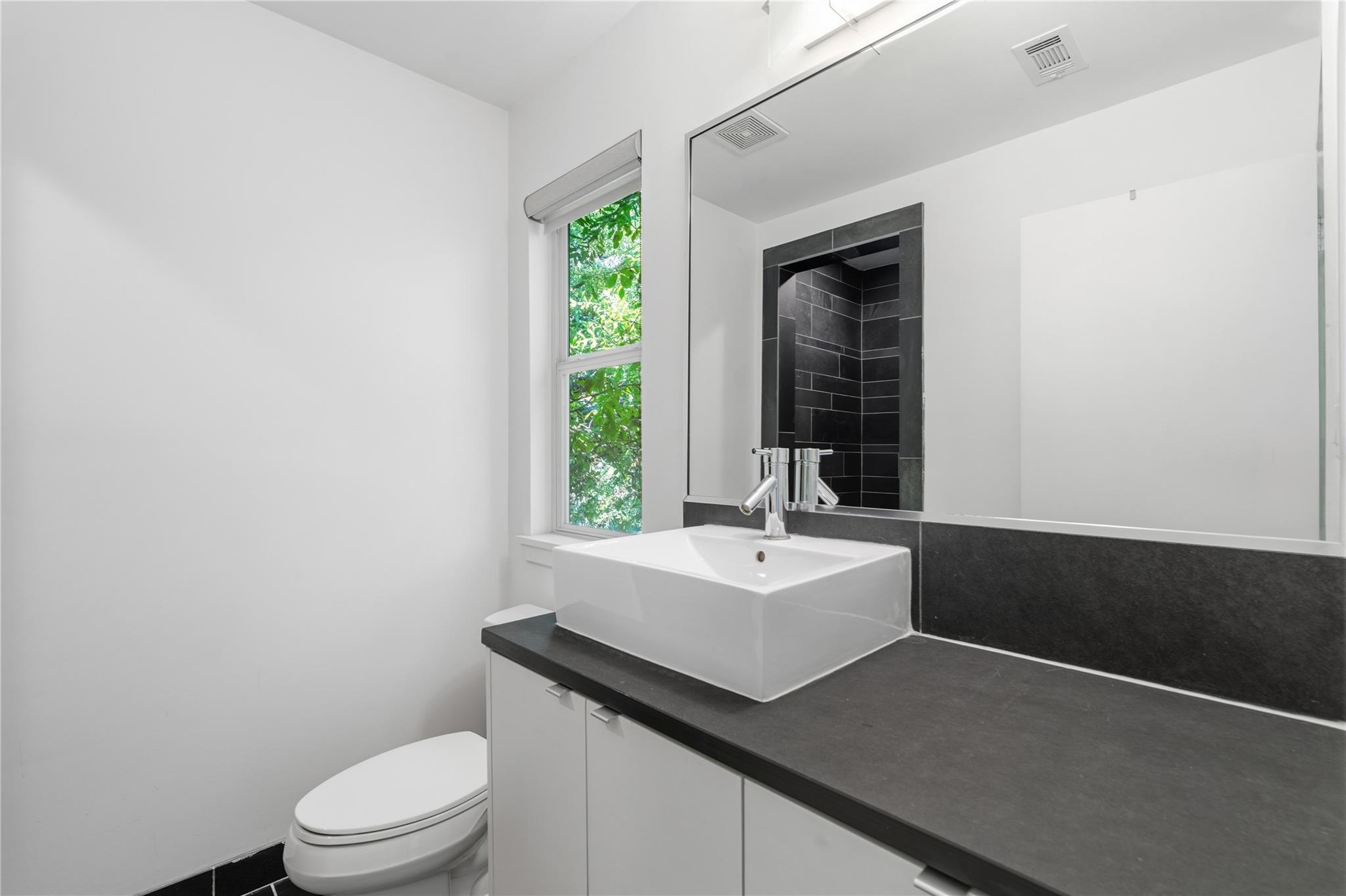 112 Byrne Street # C