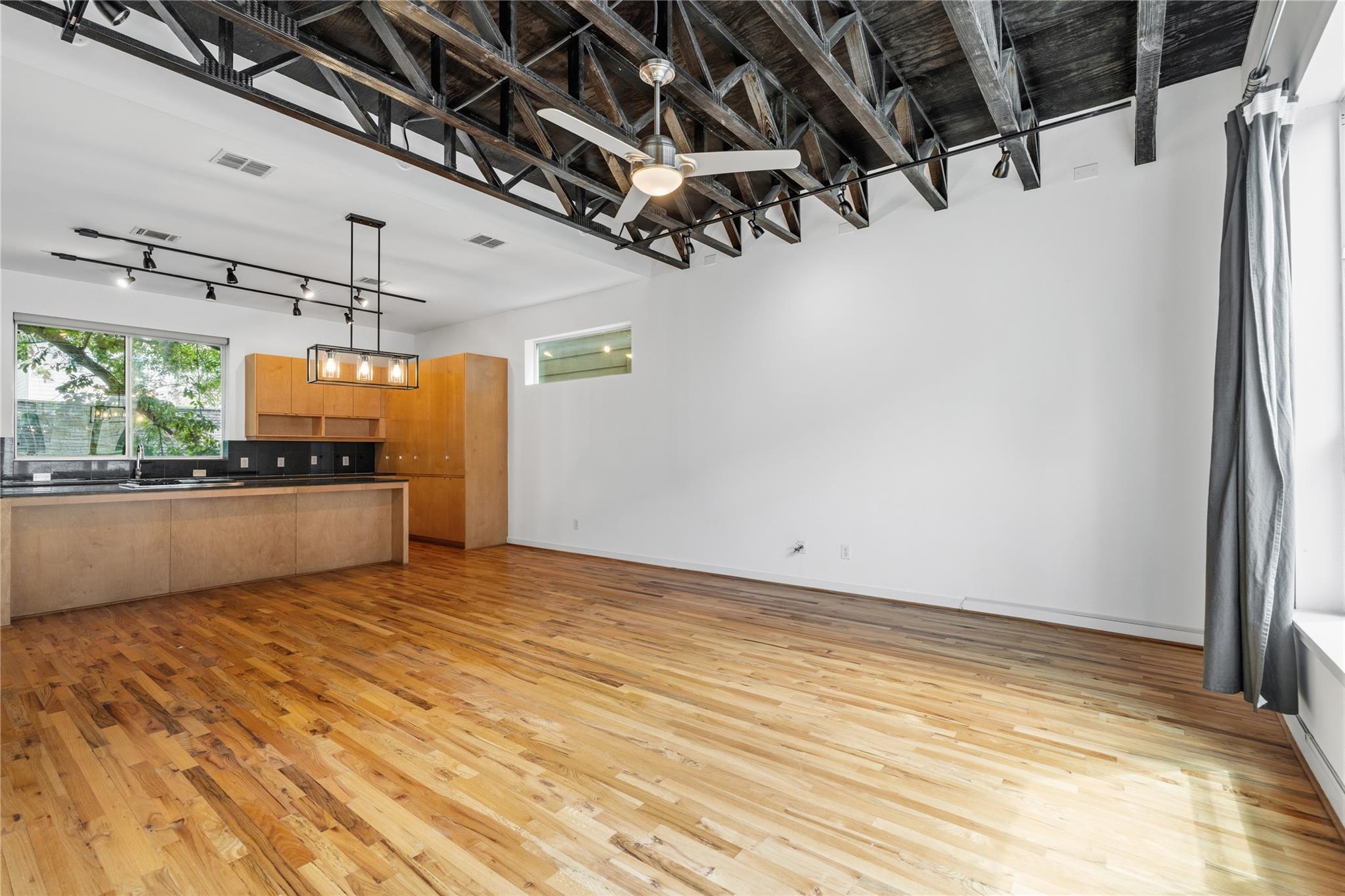 112 Byrne Street # C