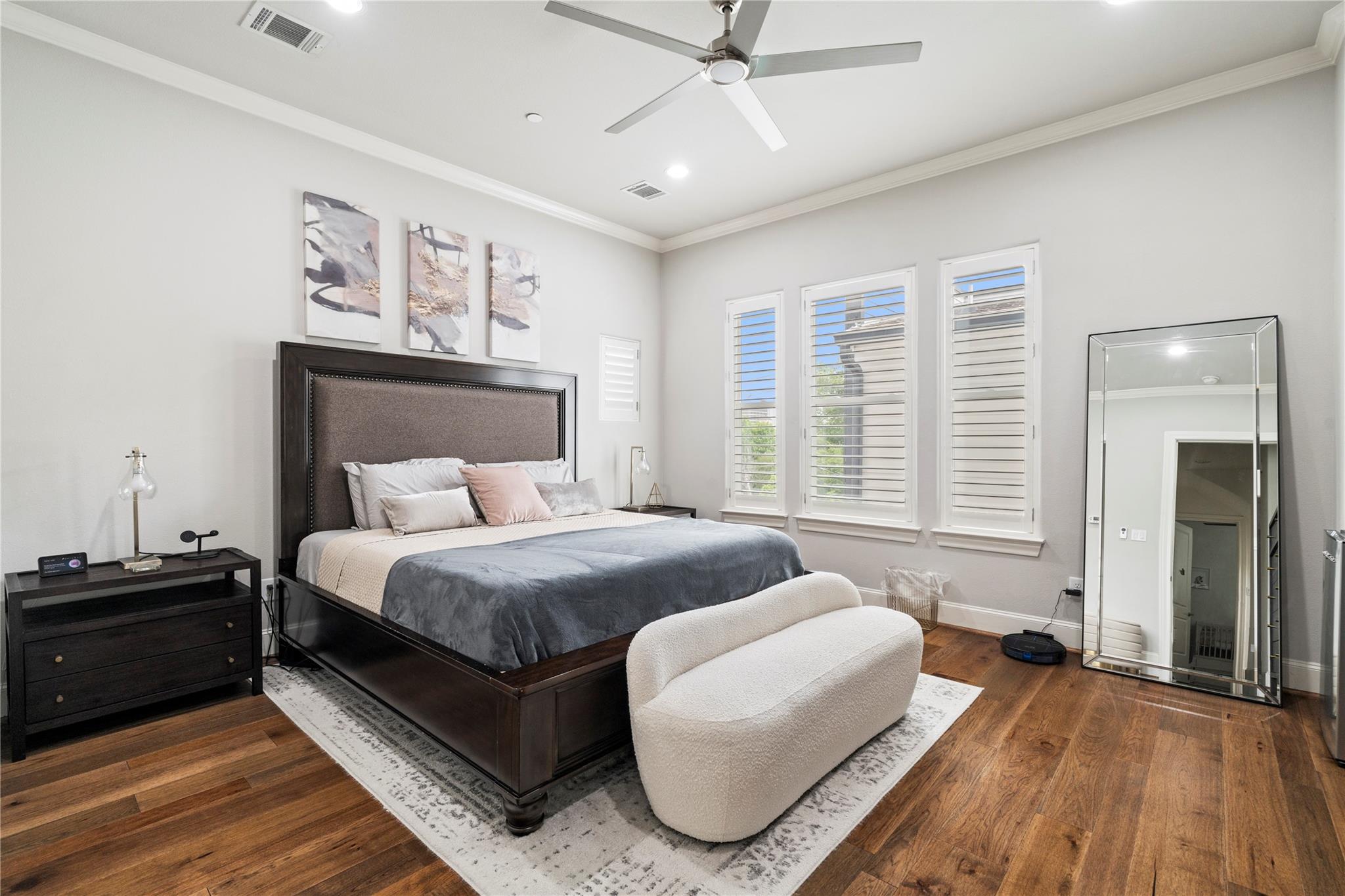 1403 Isabella Street