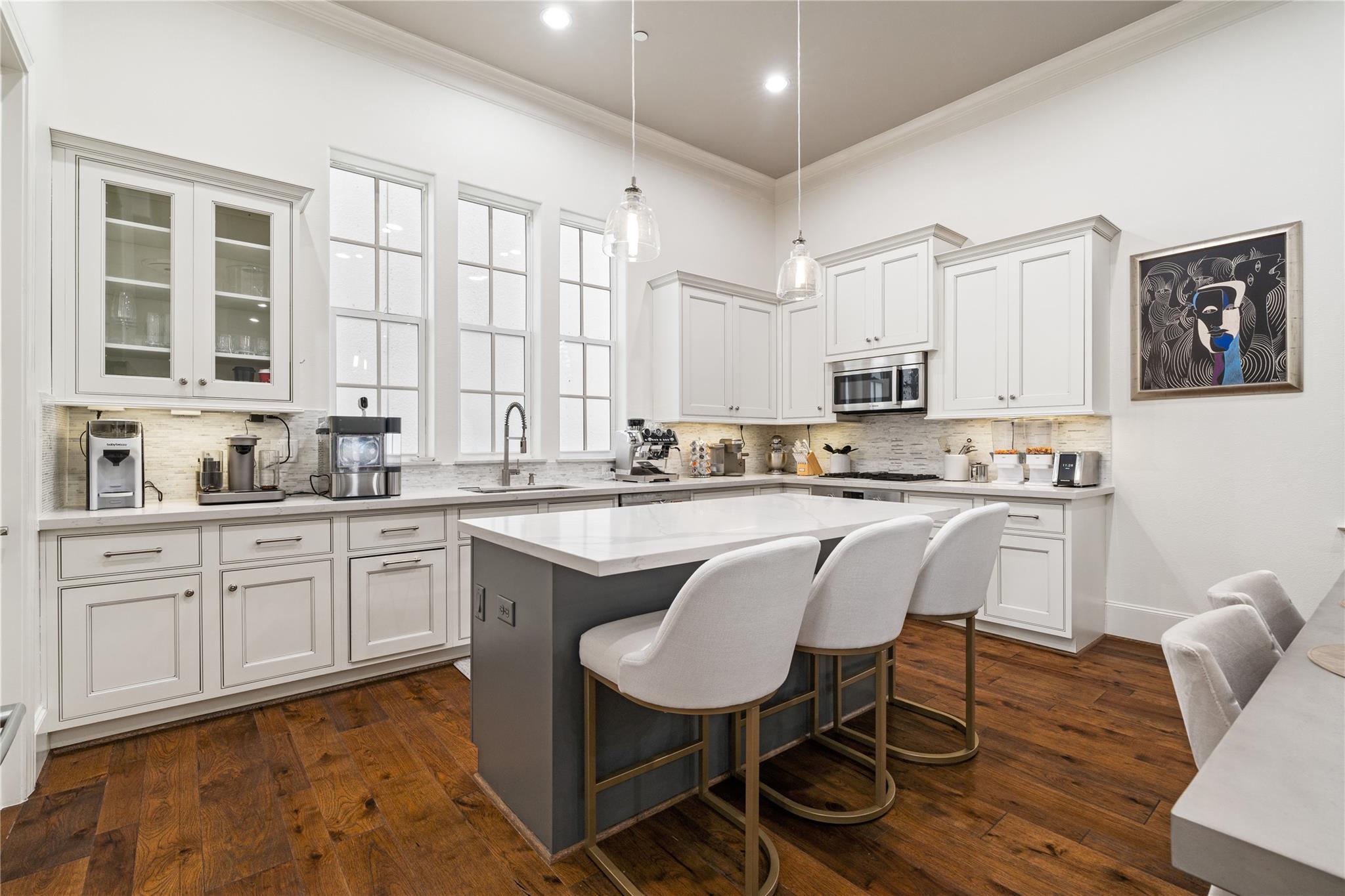 1403 Isabella Street