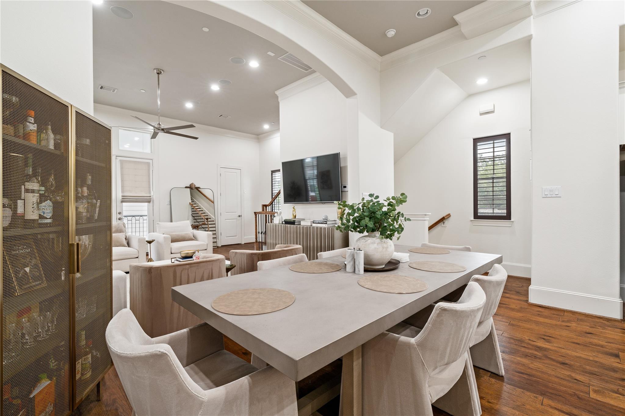 1403 Isabella Street