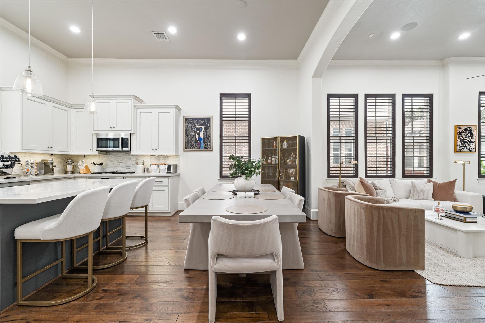 1403 Isabella Street