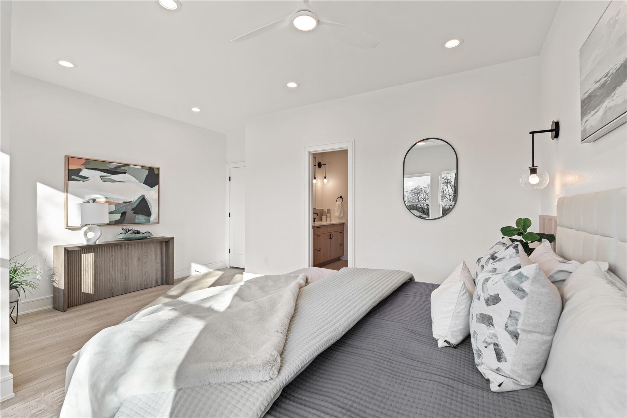 8019 Grandview Street