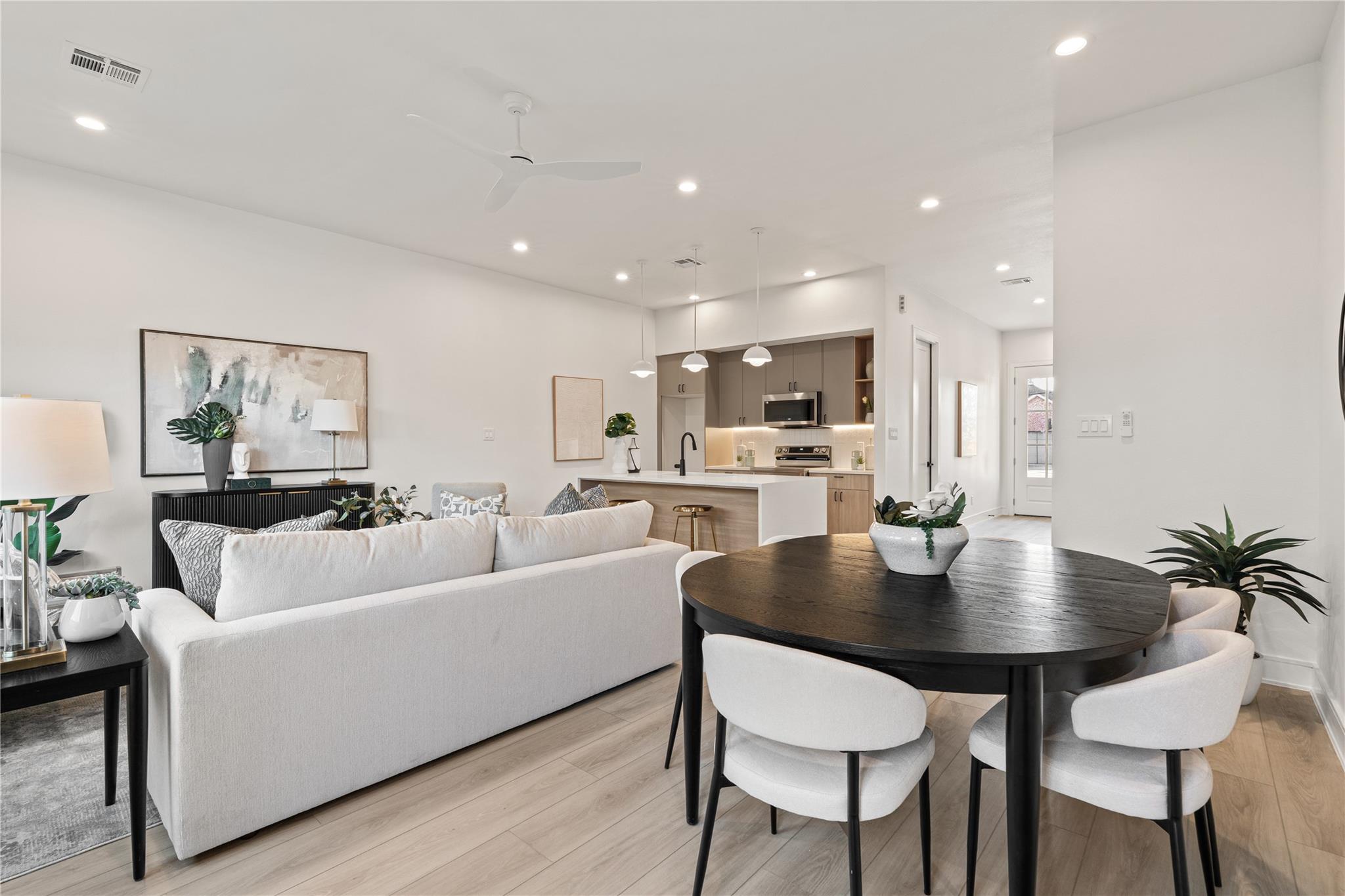 8019 Grandview Street