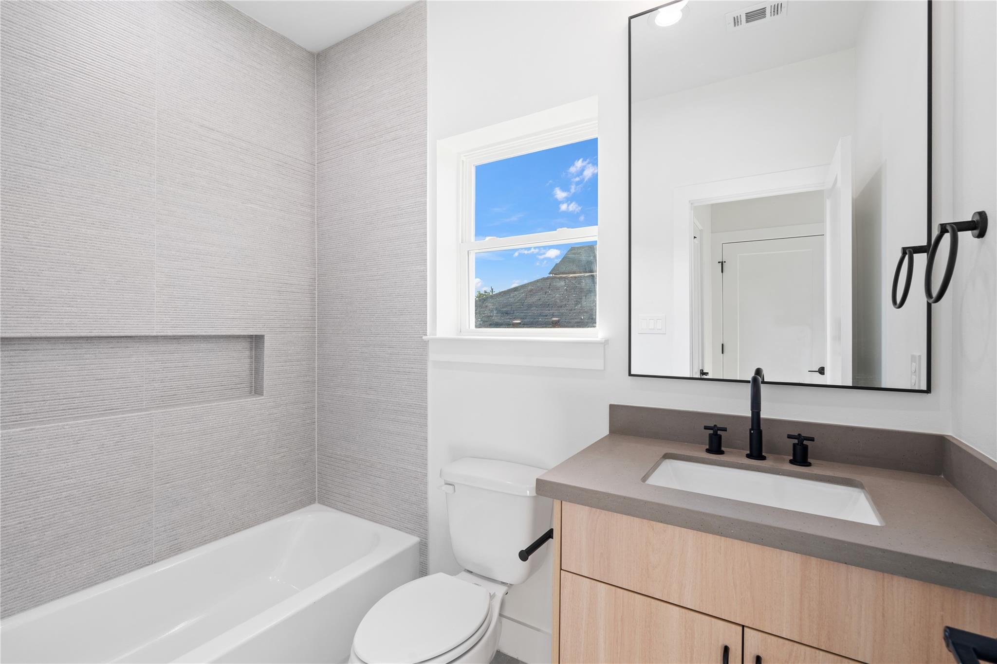 3615A & 3615B Mt Pleasant Street