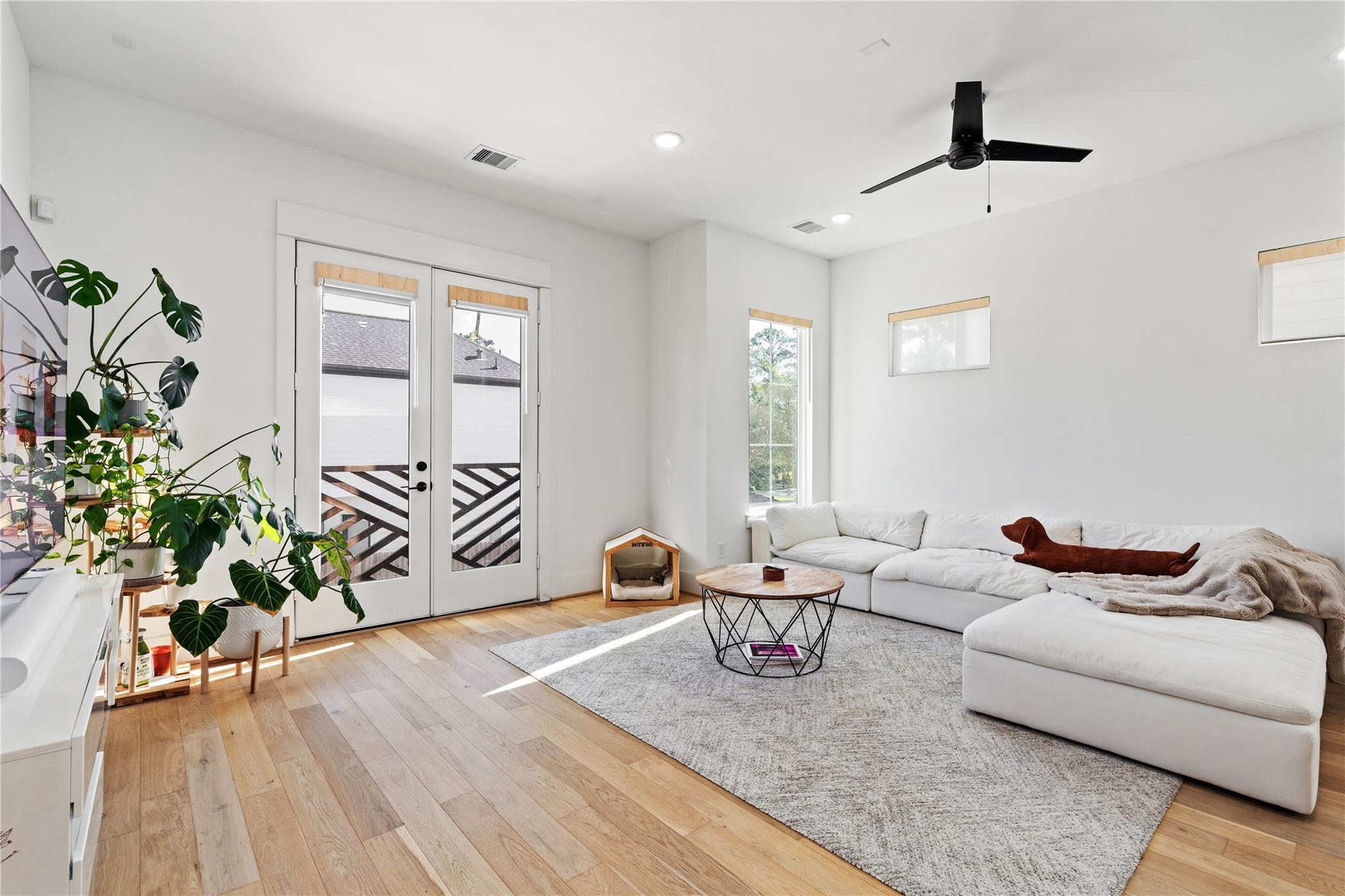 1835 Flowing Springs Trail