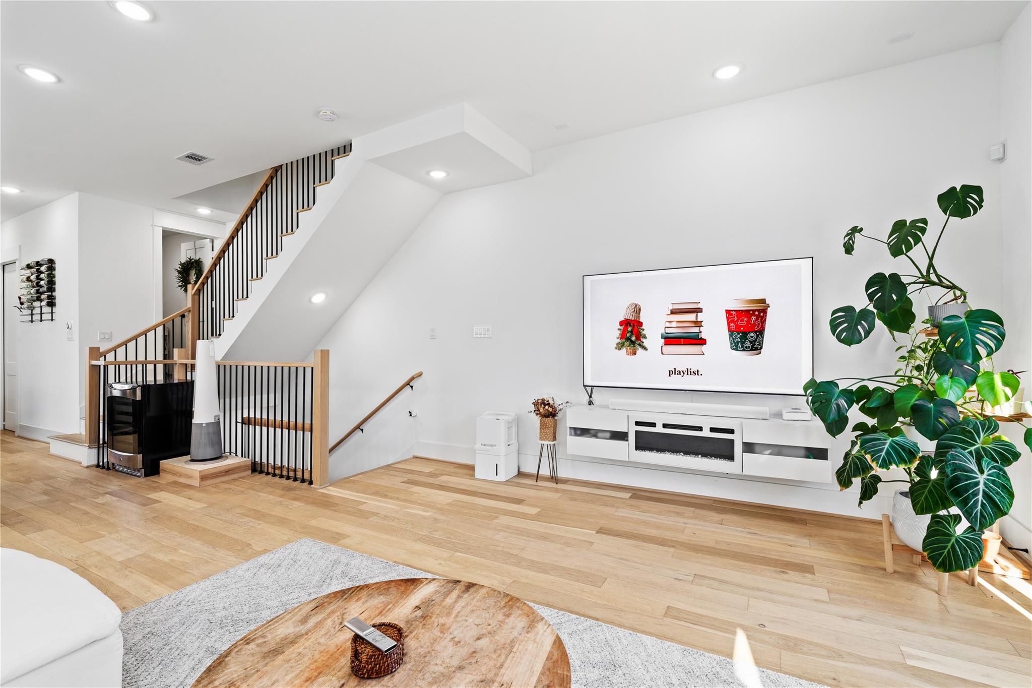 1835 Flowing Springs Trail