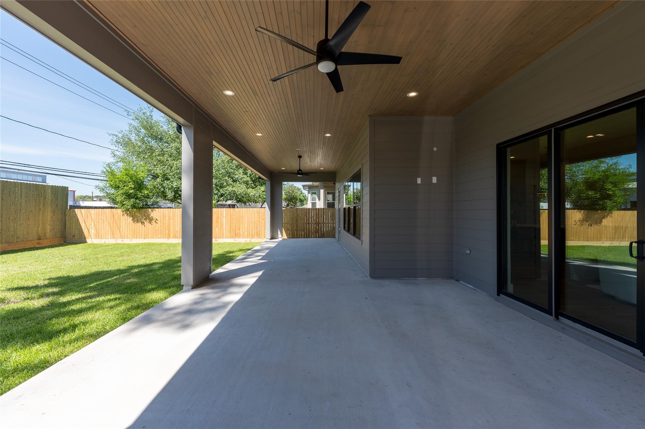 1241 Du Barry Lane