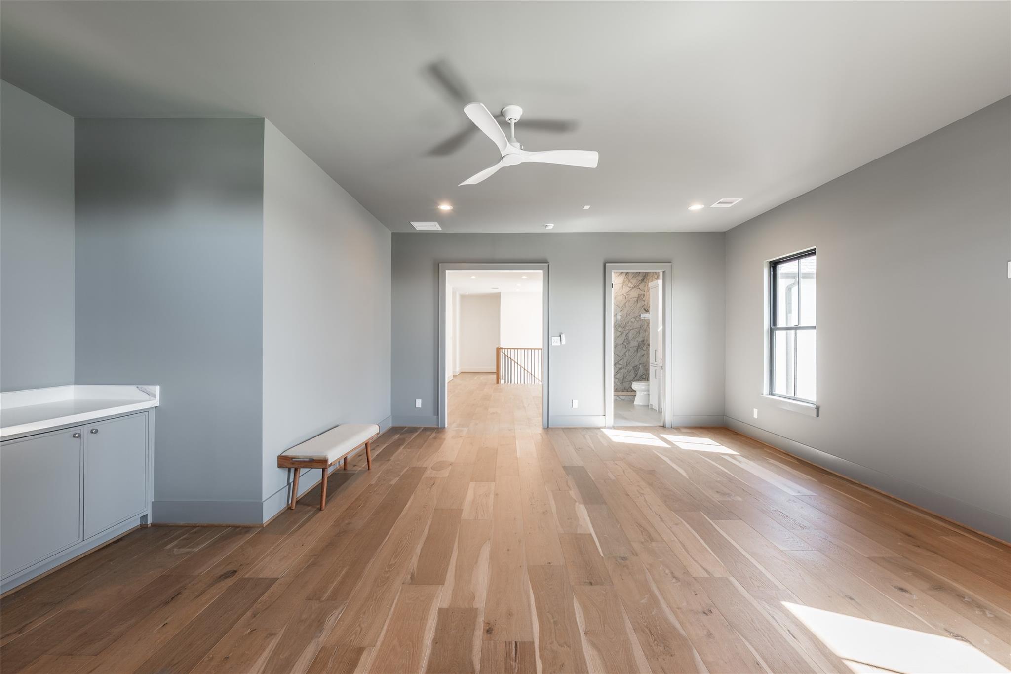 1241 Du Barry Lane