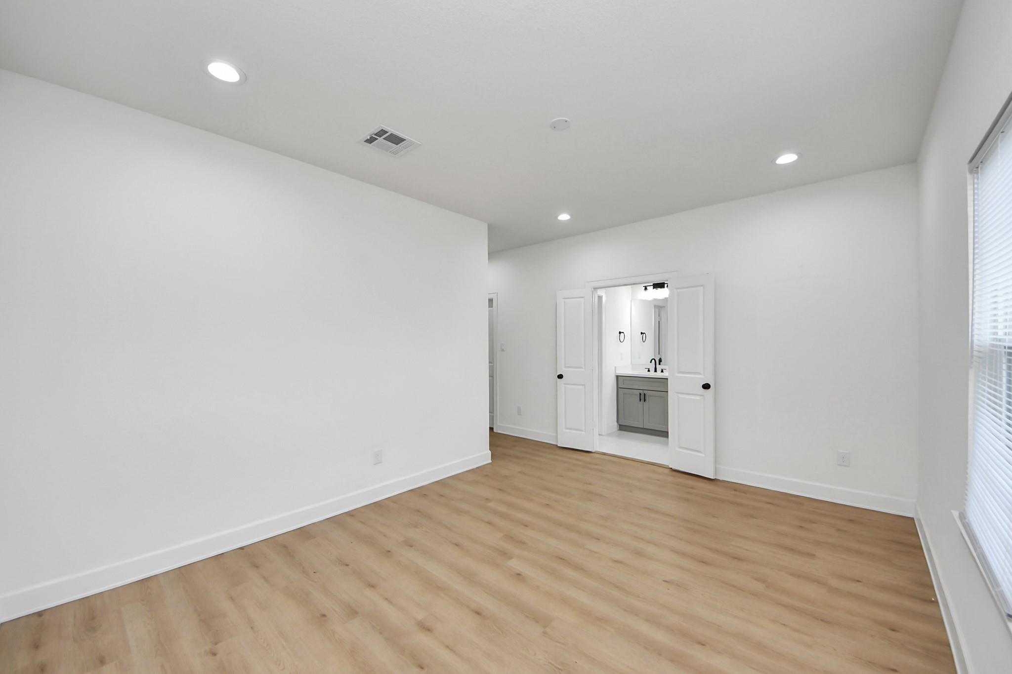 8316 Corinth Street # B