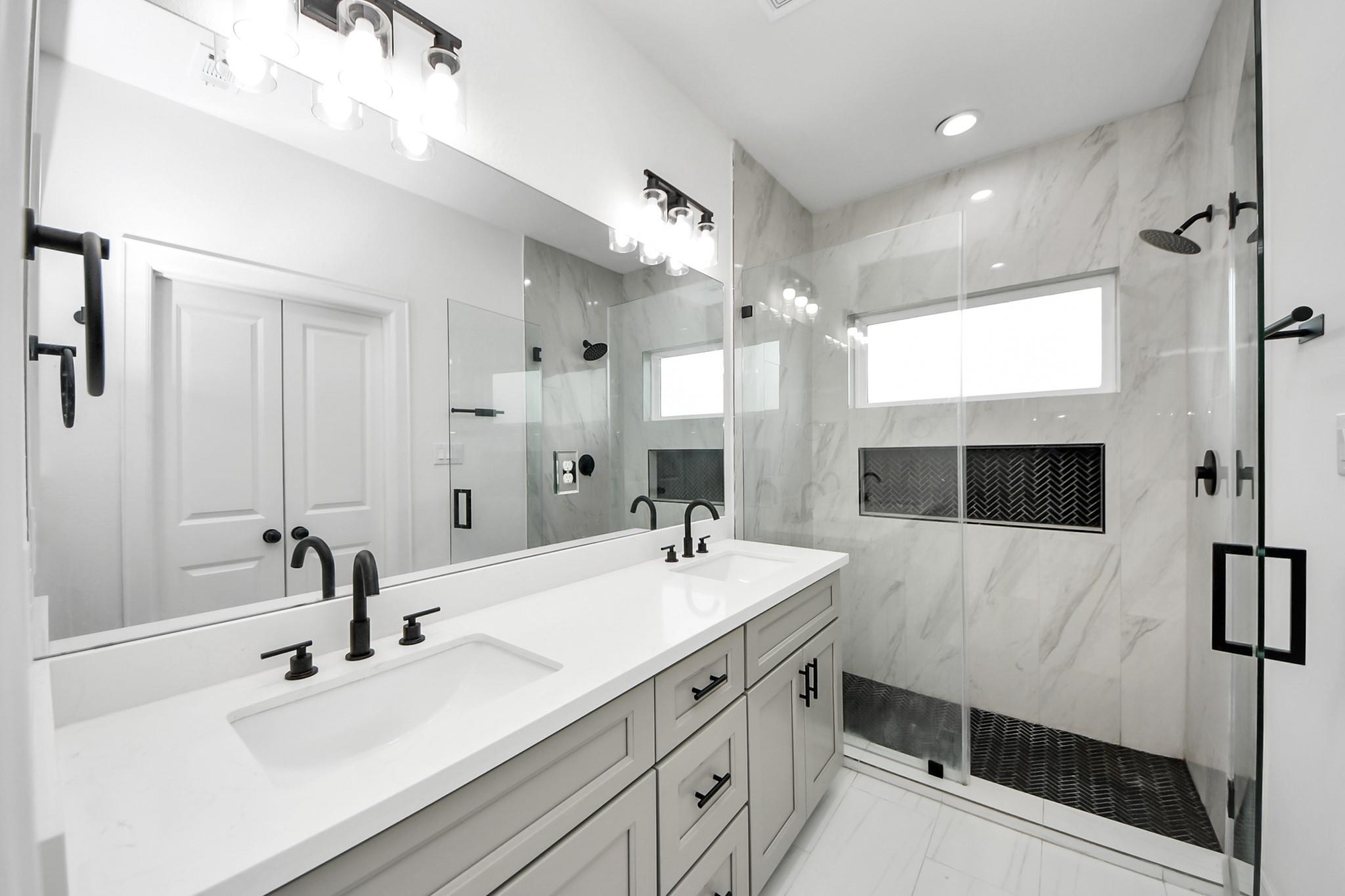 8316 Corinth Street # B