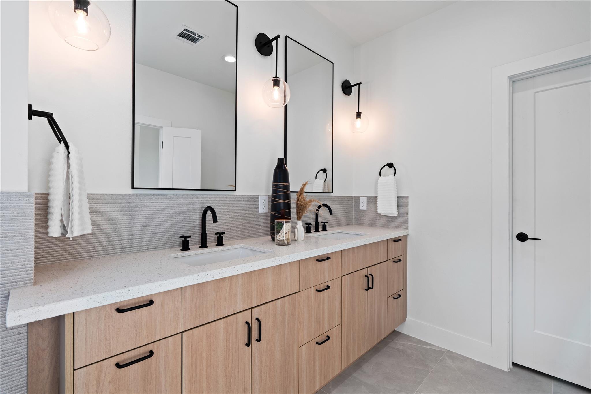 3615A Mt Pleasant Street, Houston