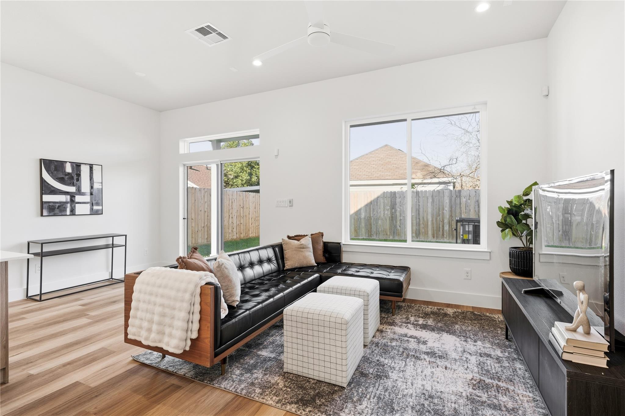 3607 New Orleans Street