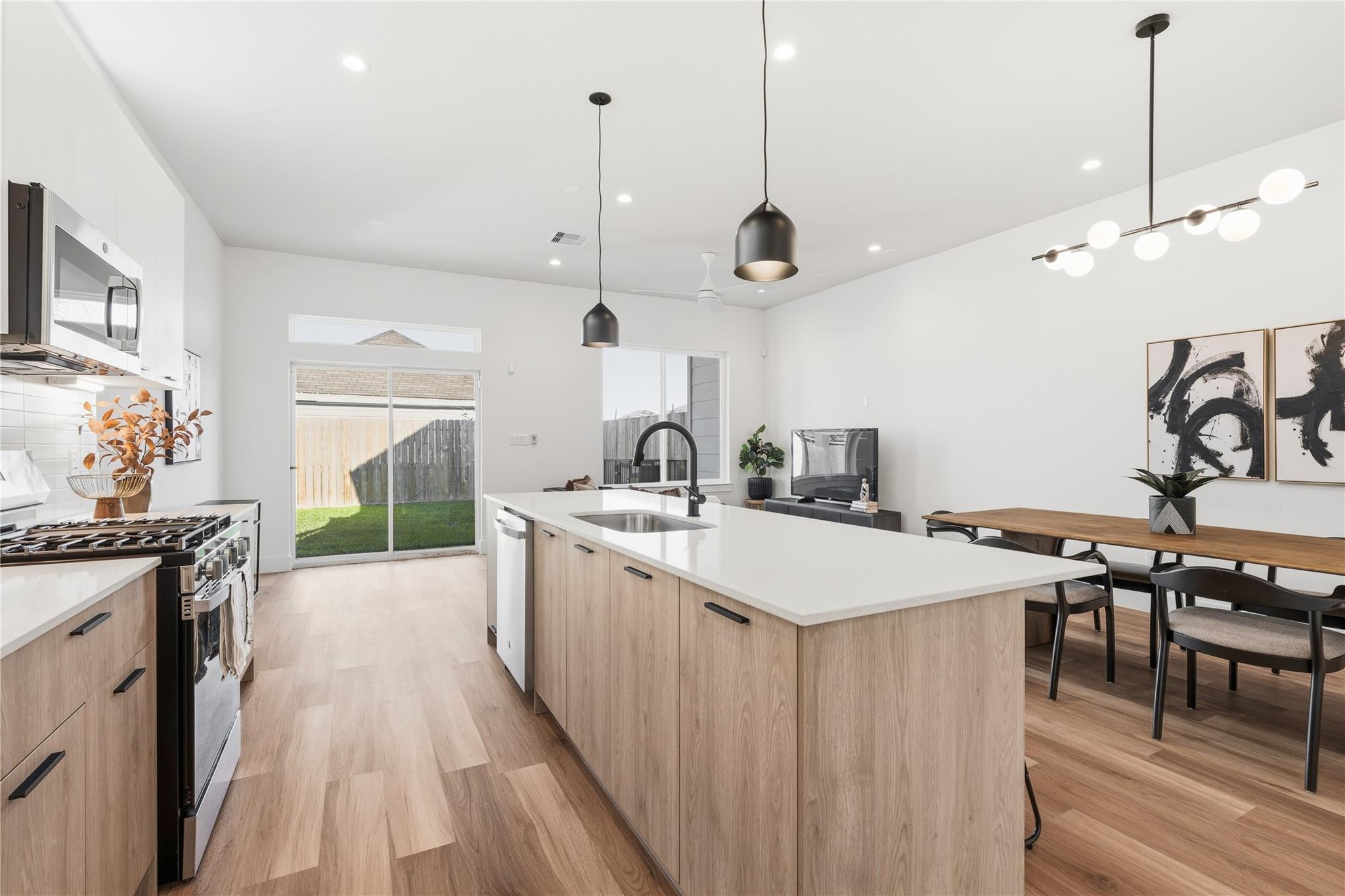 3607 New Orleans Street