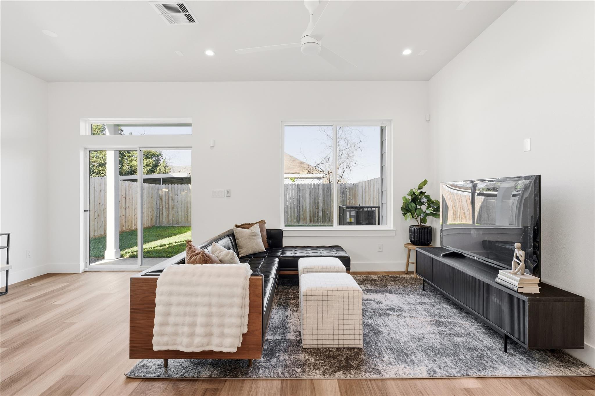 3607 New Orleans Street